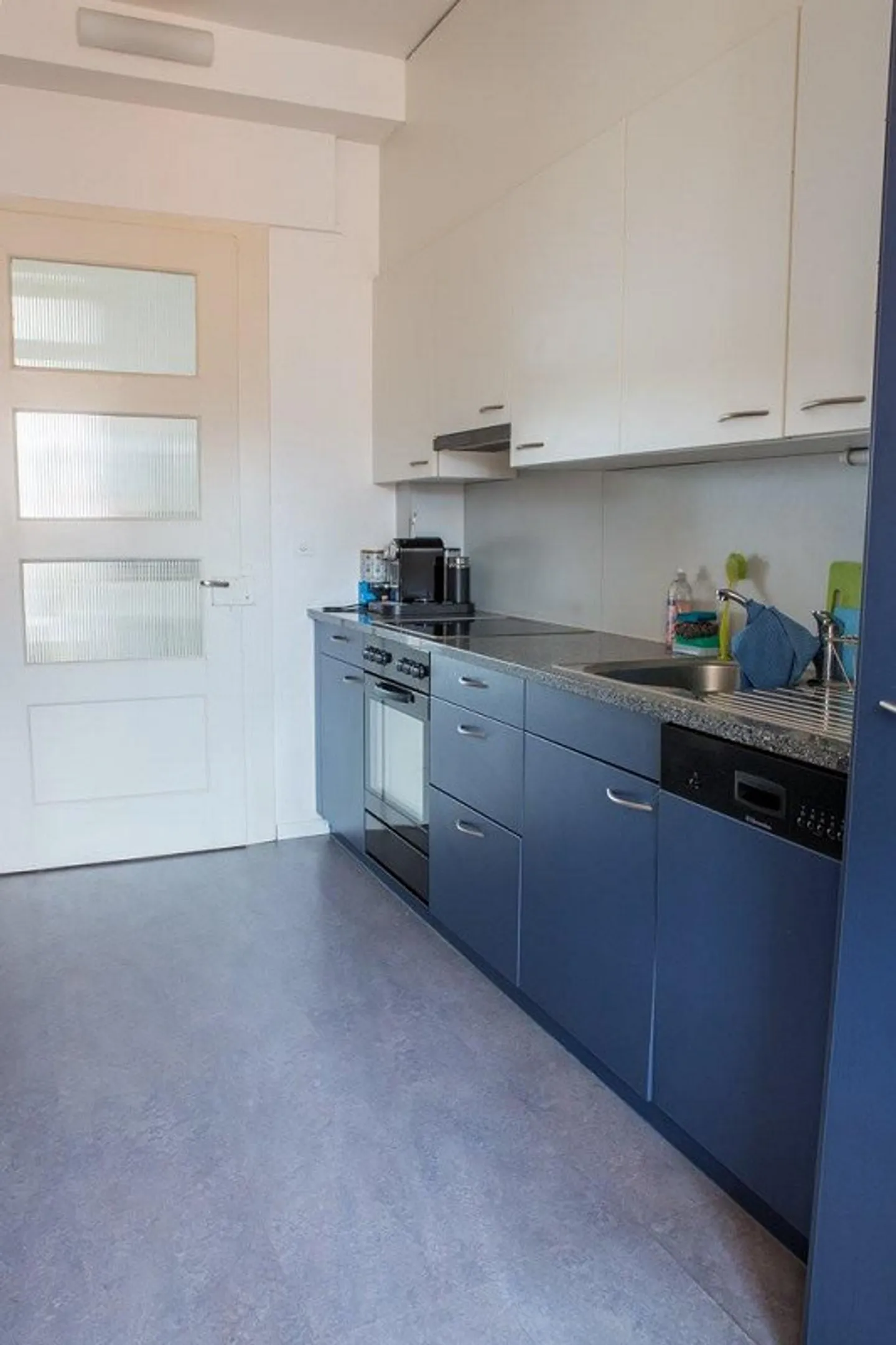 Magnificent 5.5-room apartment in the center of Fribourg! - Photo 2 of 9