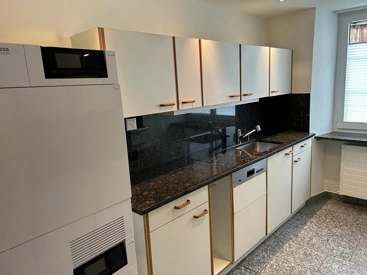 Appartamento spazioso e accogliente di 2,5 stanze - Foto 4 di 12