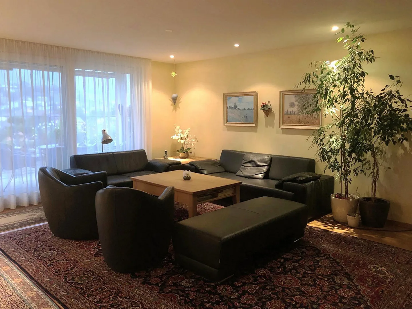 Stilvolles Terrassenhaus mit Ausblick - Foto 2 von 11