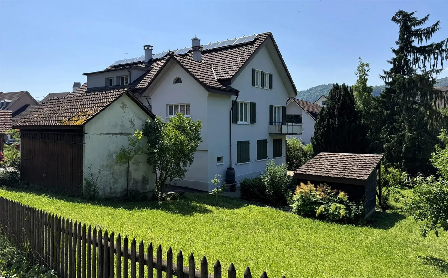 Charming 6-room maisonette apartment in a historic building - Photo 1 of 13