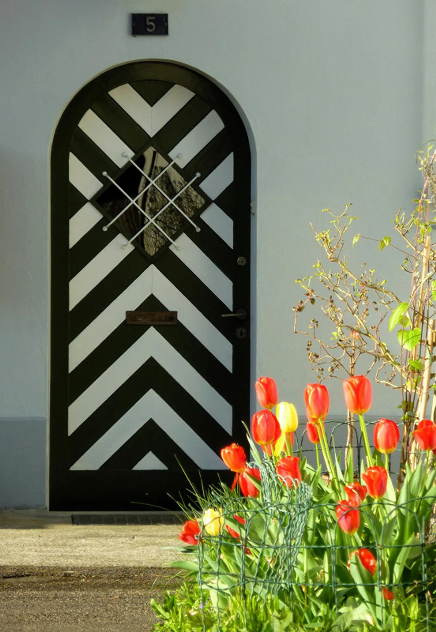 Charming 6-room maisonette apartment in a historic building - Photo 2 of 13