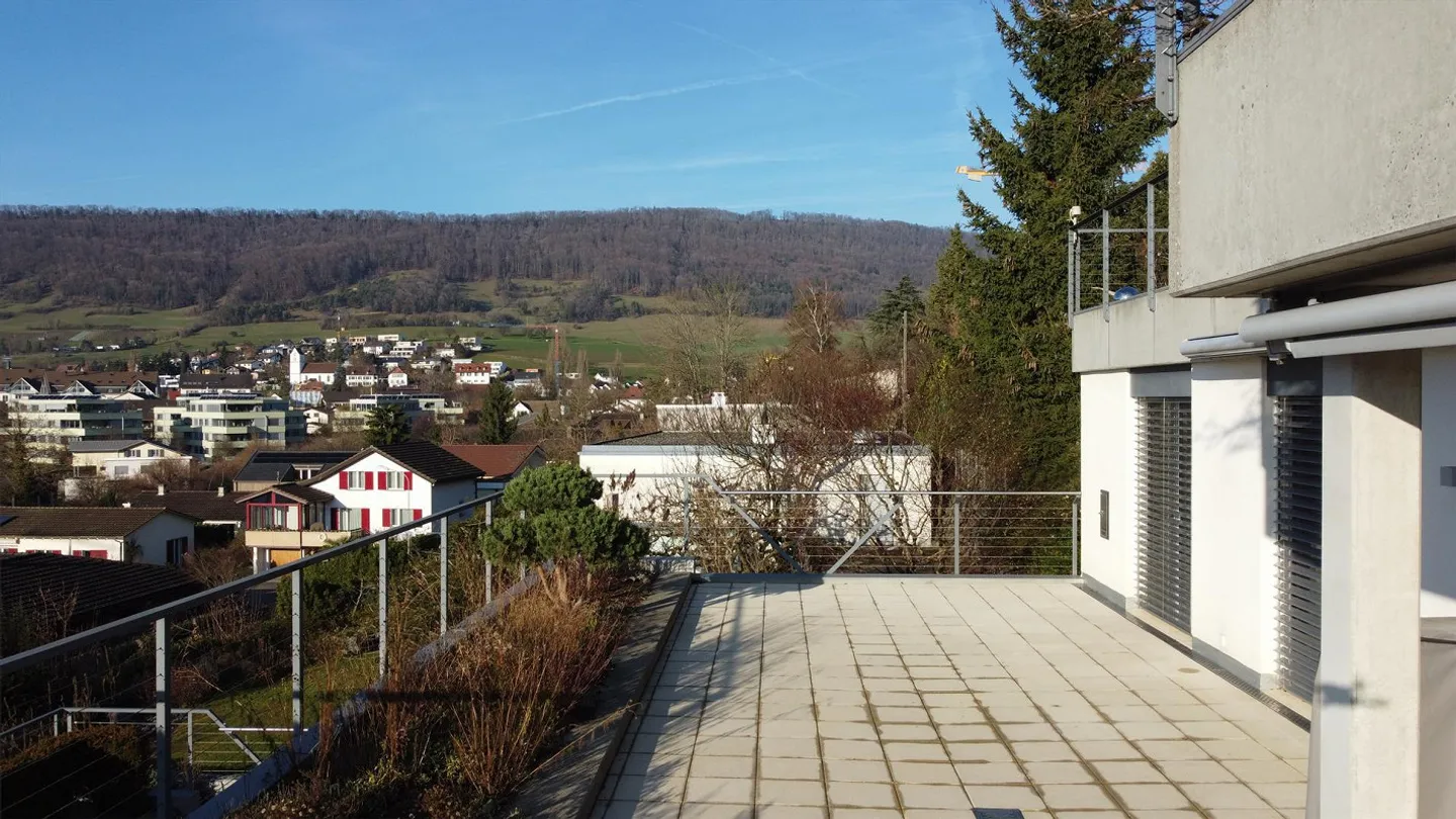 Stilvolles Terrassenhaus mit Ausblick - Foto 7 von 11