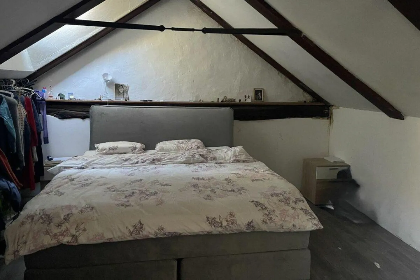 Casa nel nucleo con piazzetta privata e tanto potenziale - Foto 5 di 9