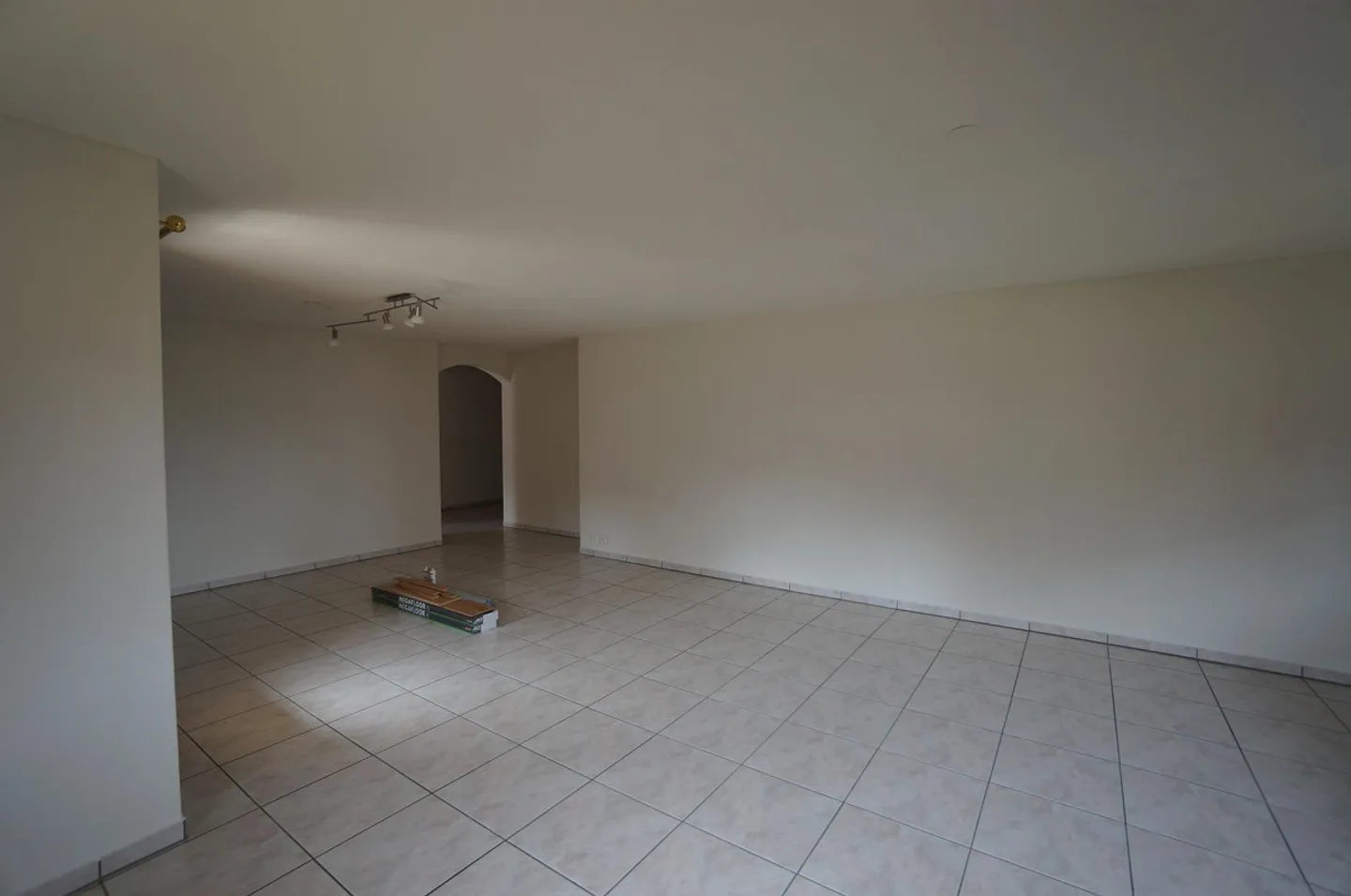 Charmante 5.5 Zimmerwohnung zu vermieten - Foto 4 von 10