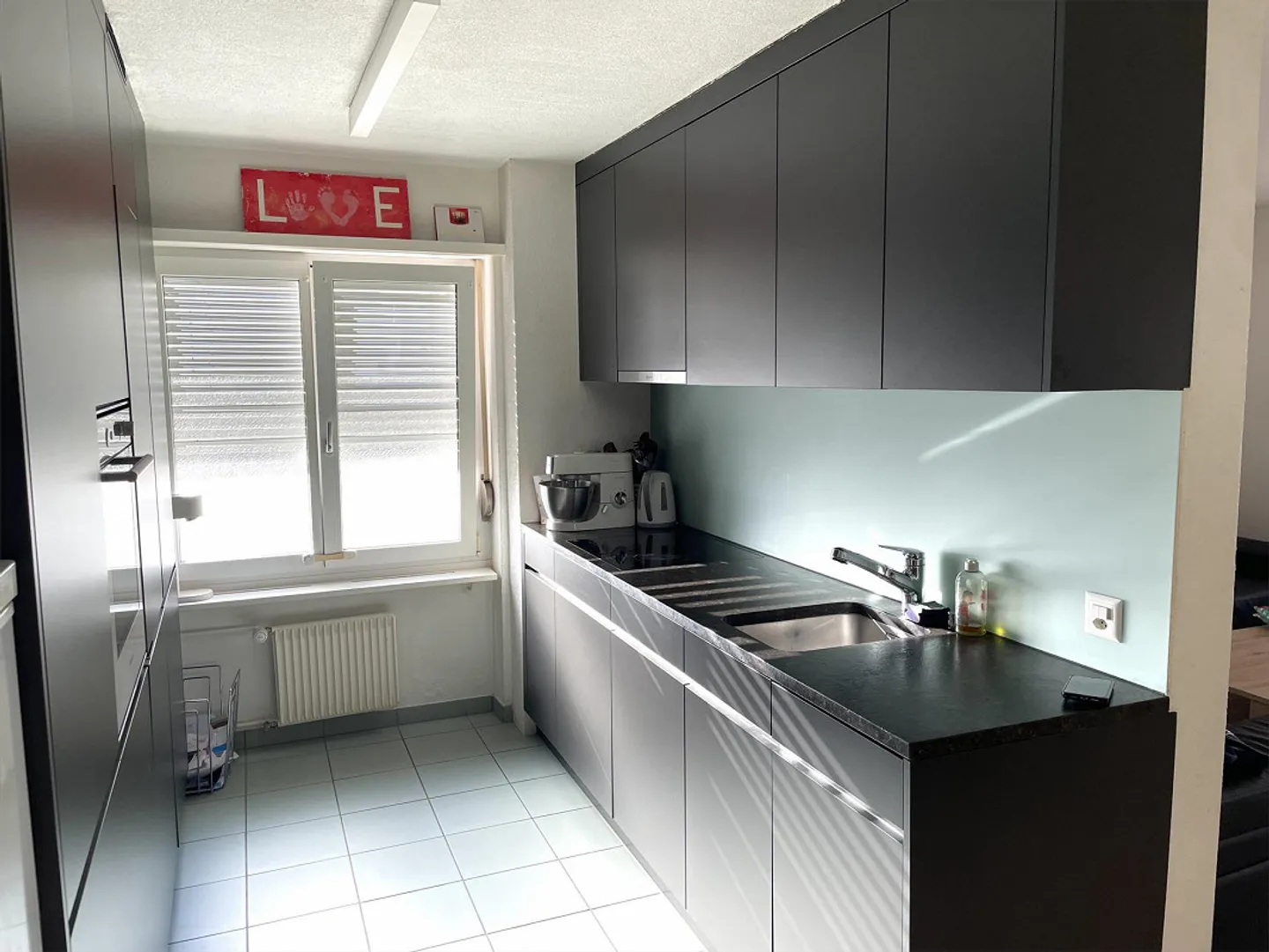 À louer 3 1/2 appartement, 2ème étage à Domat/Ems à partir du 1.12.2025. - Photo 3 sur 10