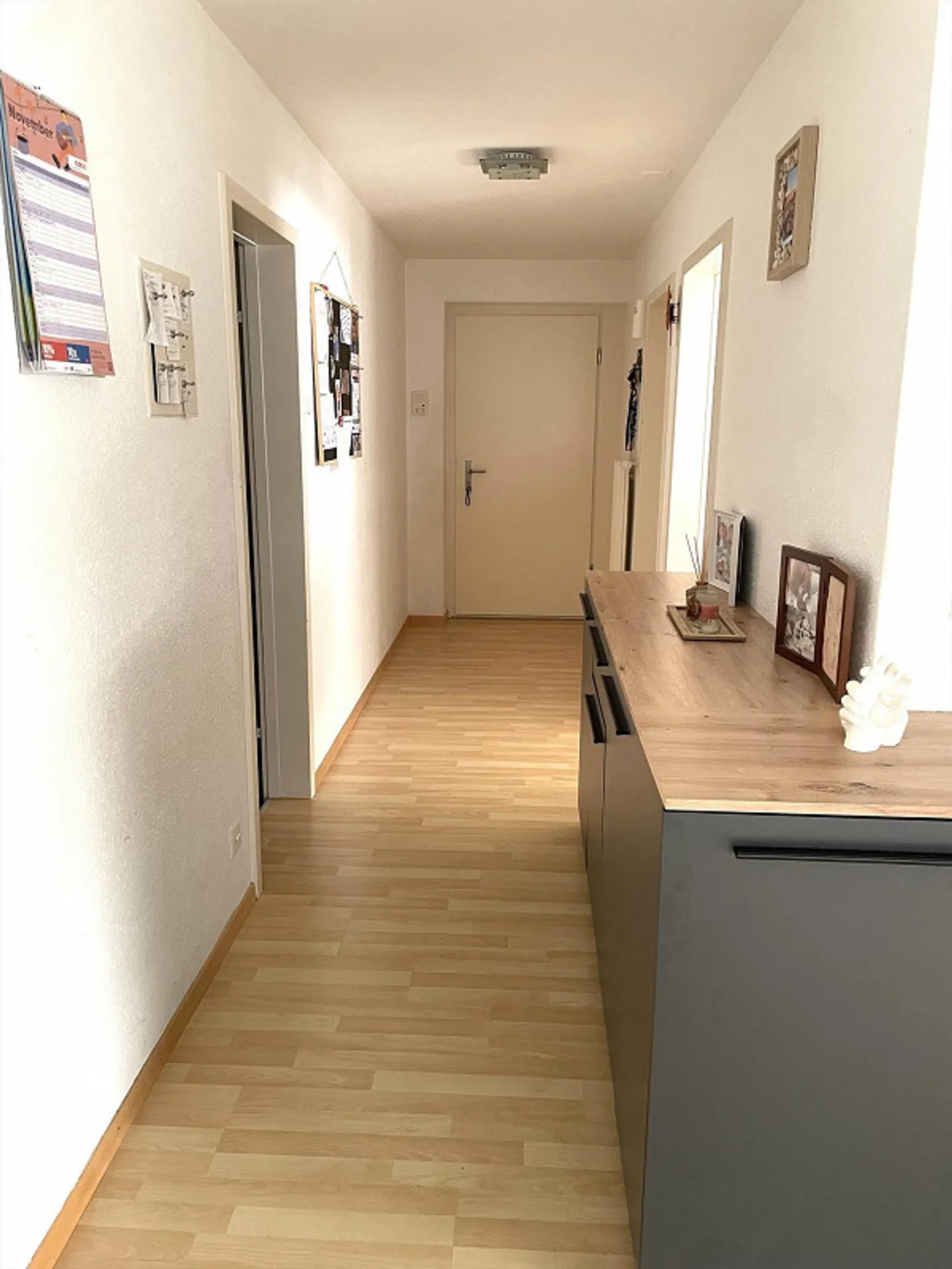 À louer 3 1/2 appartement, 2ème étage à Domat/Ems à partir du 1.12.2025. - Photo 4 sur 10
