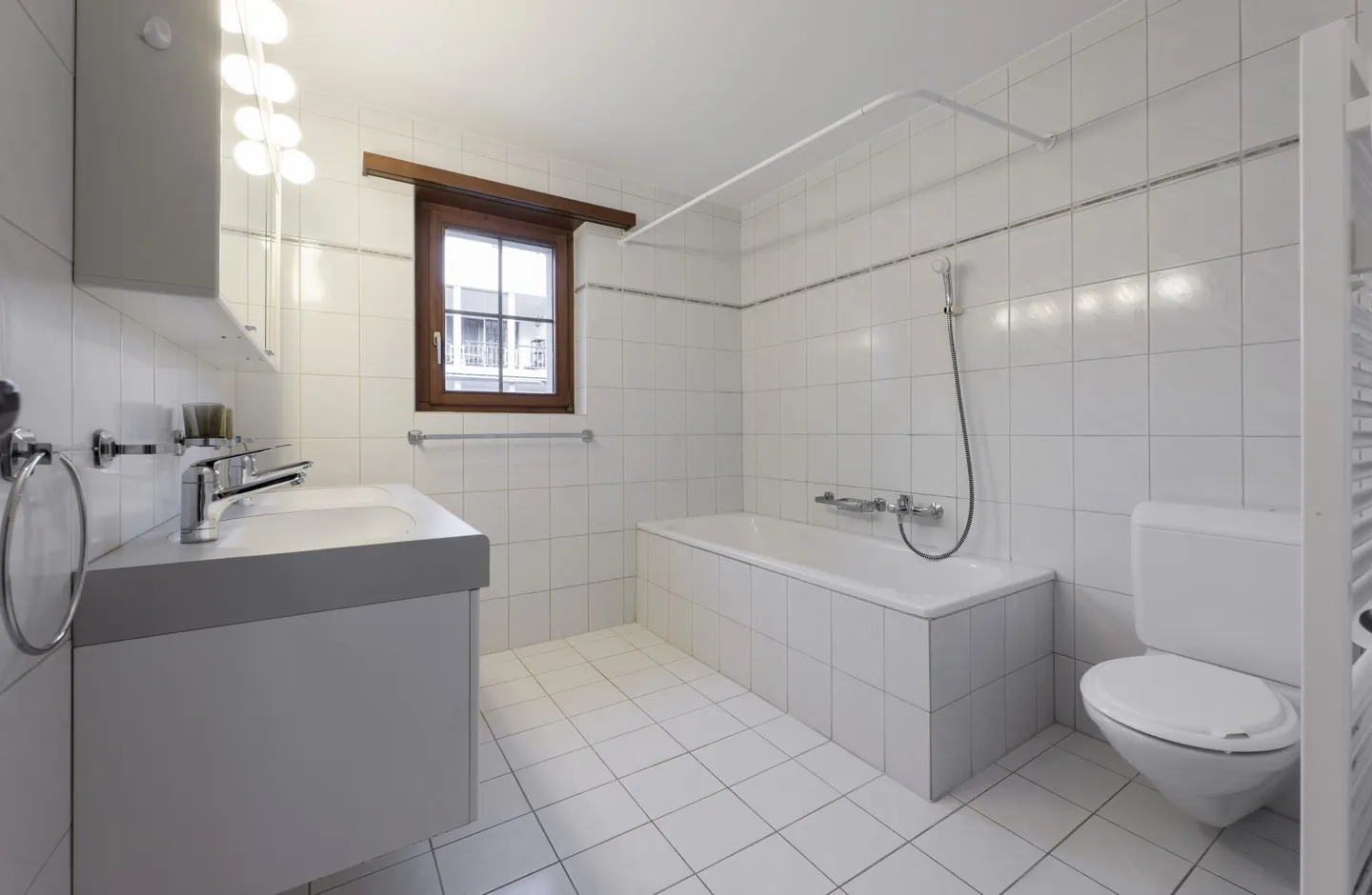 Appartamento giardino 4.5 camere con un meraviglioso ambiente - Foto 8 di 11
