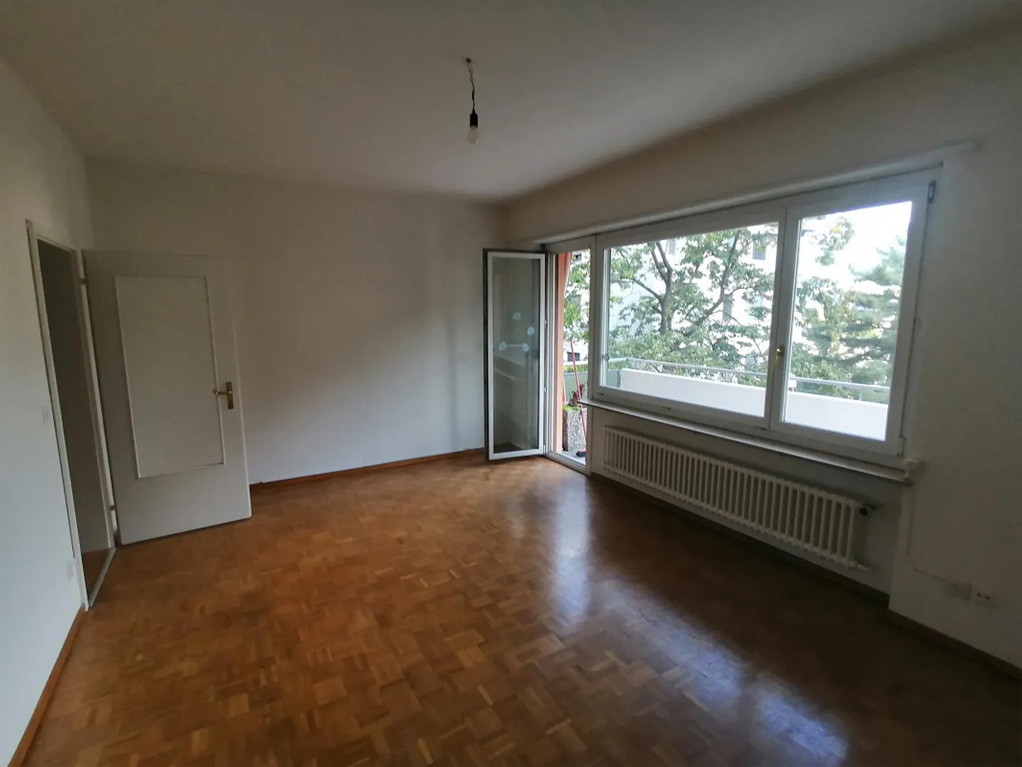 Bright and quiet 3.5-room apartment - Photo 2 of 7