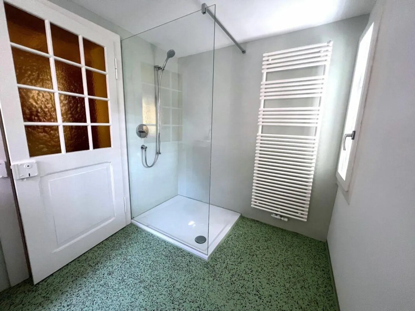 Stylish 3.5-room apartment in a historic residential building - Photo 9 of 13
