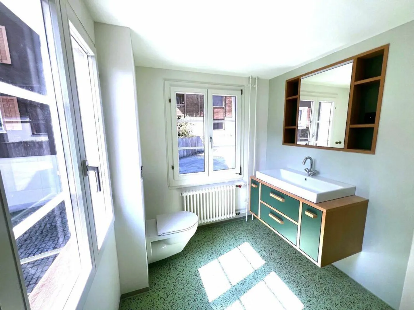 Stylish 3.5-room apartment in a historic residential building - Photo 10 of 13
