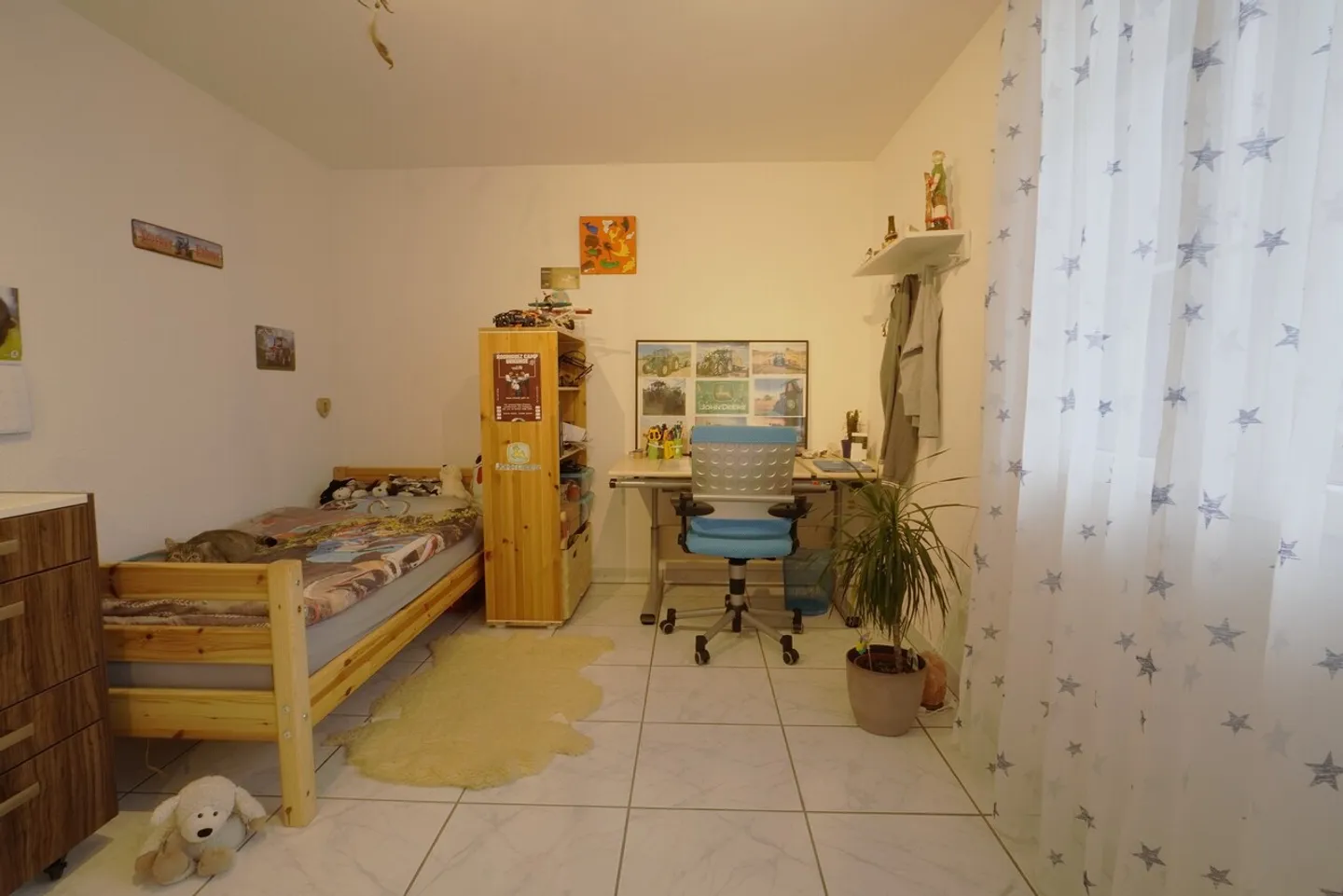 Versatile semi-detached single-family house with studio; plenty of space to live - Photo 7 of 17