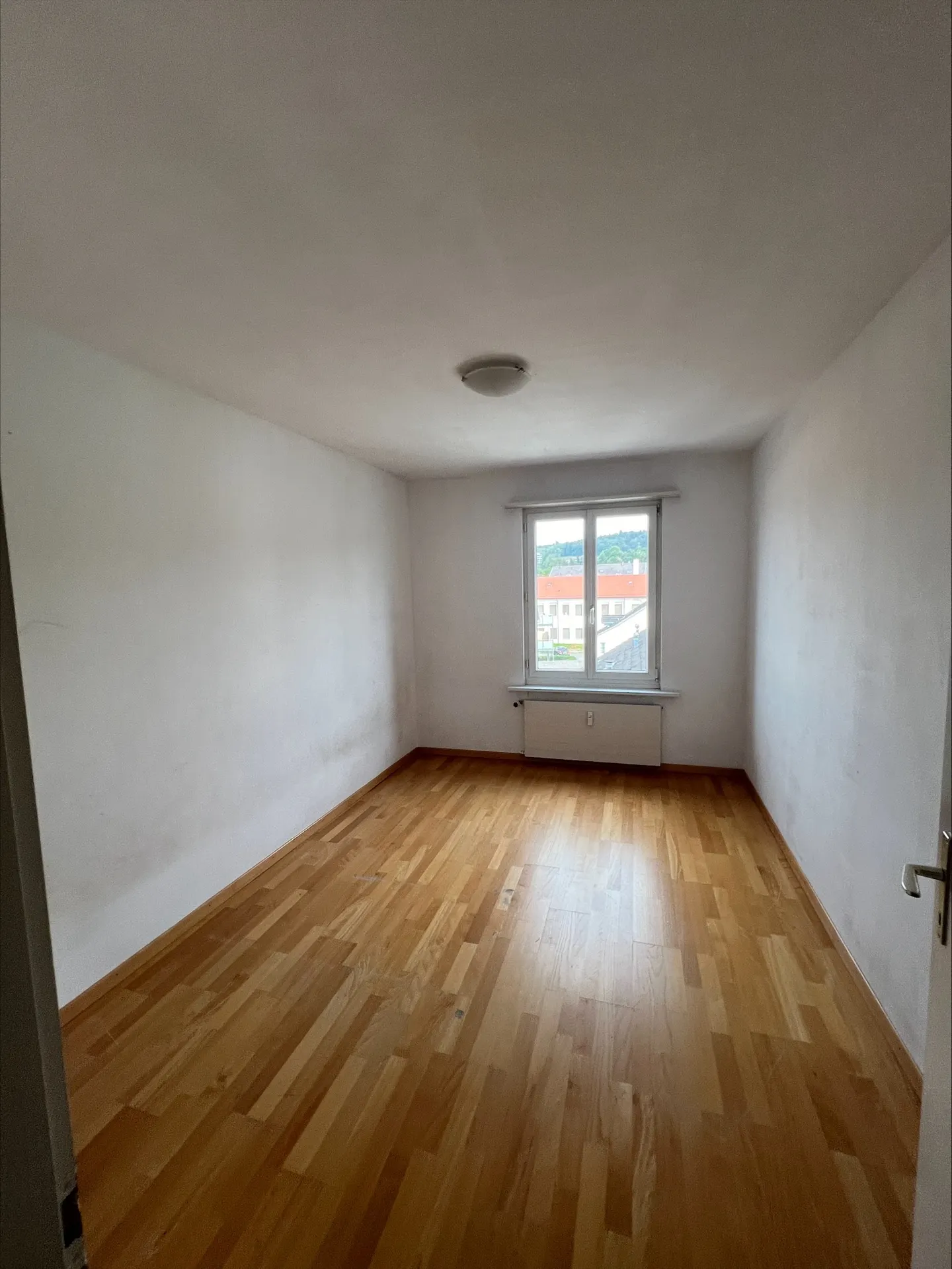 Appartement lumineux 4 pièces - Photo 2 sur 5