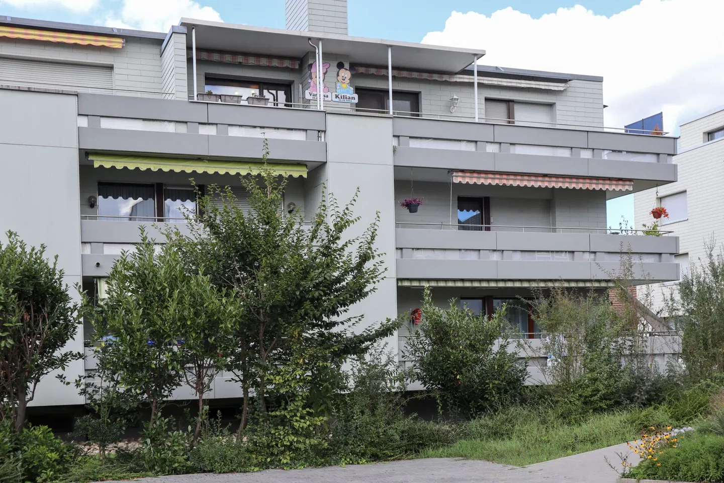 Charming 4 1/2 Room Apartment in Sunny Möhlin - Photo 4 of 23