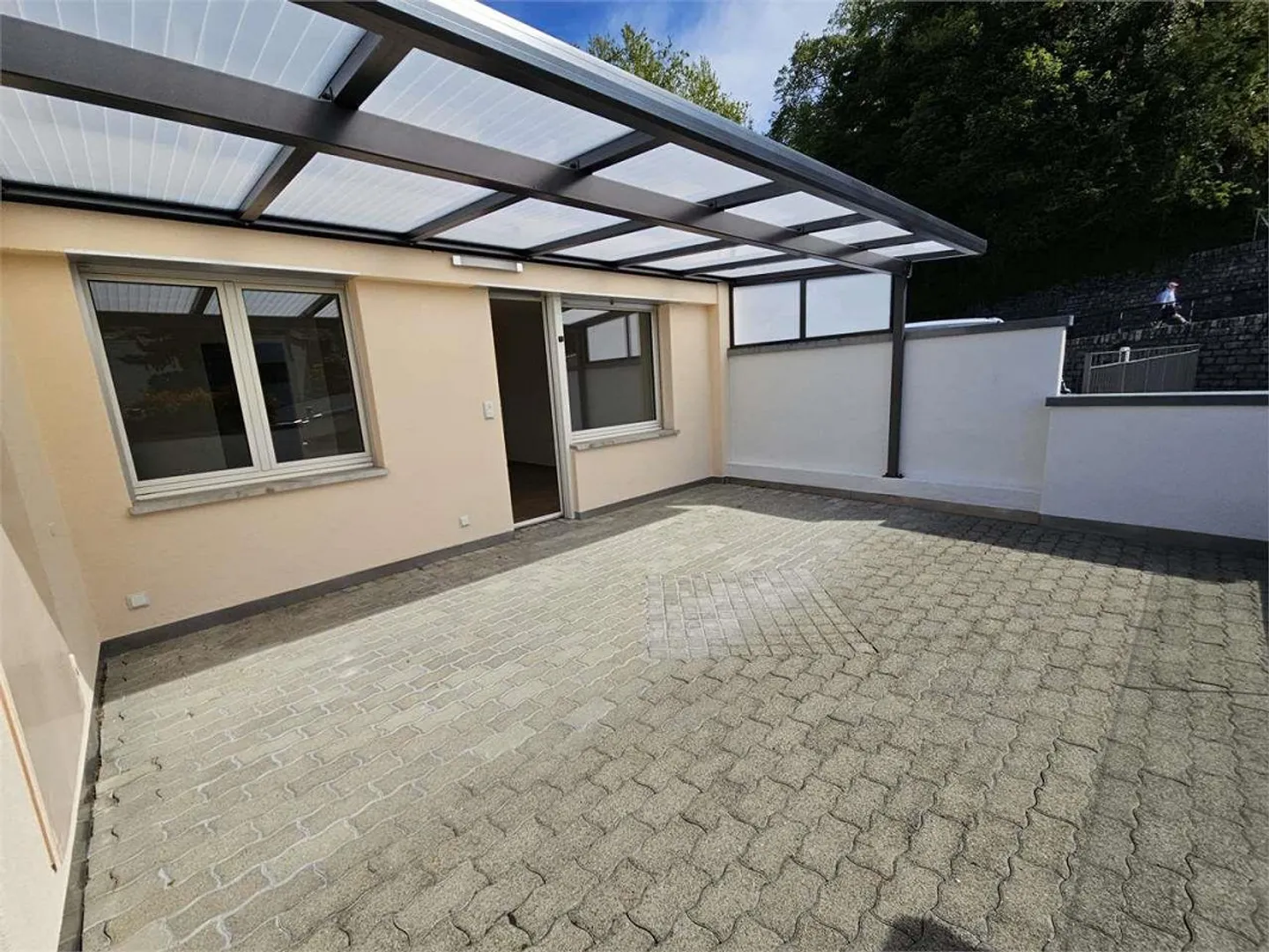 Studio apartment with terrace overlooking the lake - Photo 10 of 13