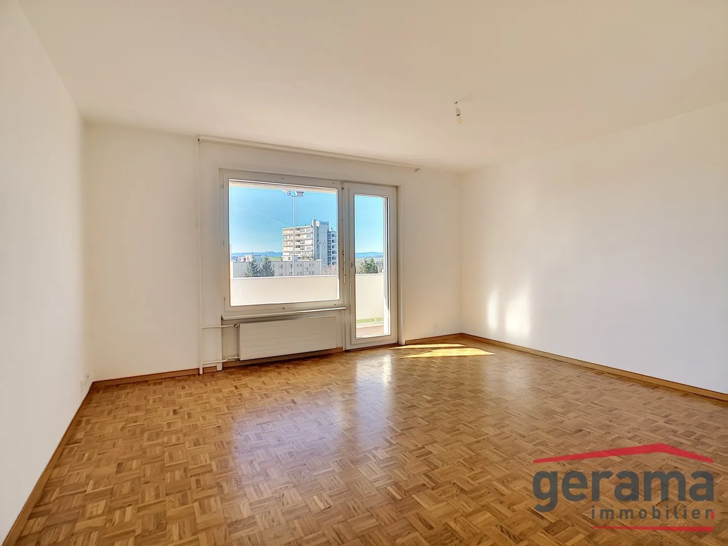 3.5 Room Apartment - Photo 3 of 6