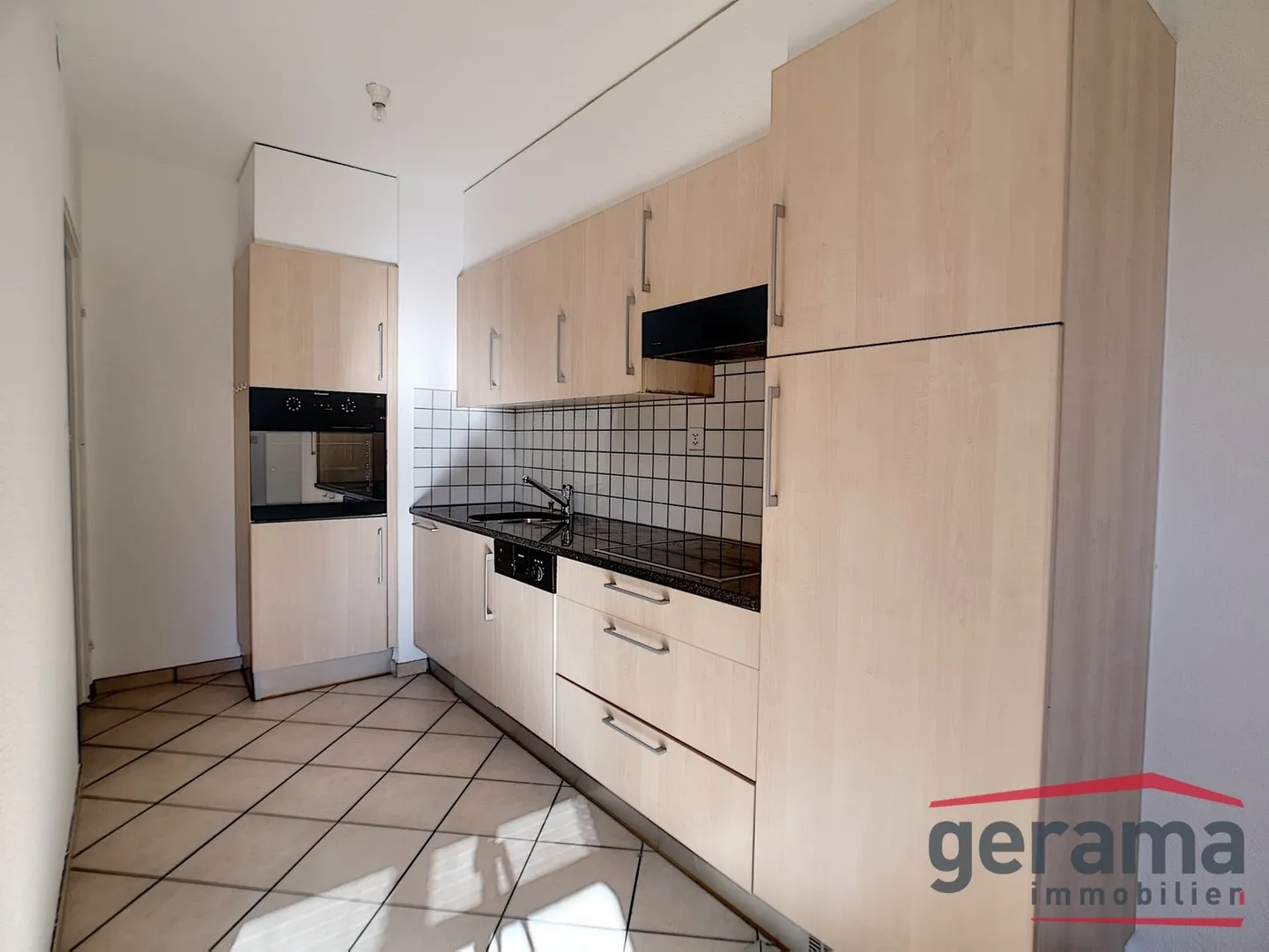 3.5 Room Apartment - Photo 1 of 6