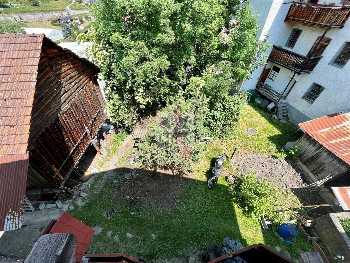 Casa con 6 stanze - Foto 4 di 13