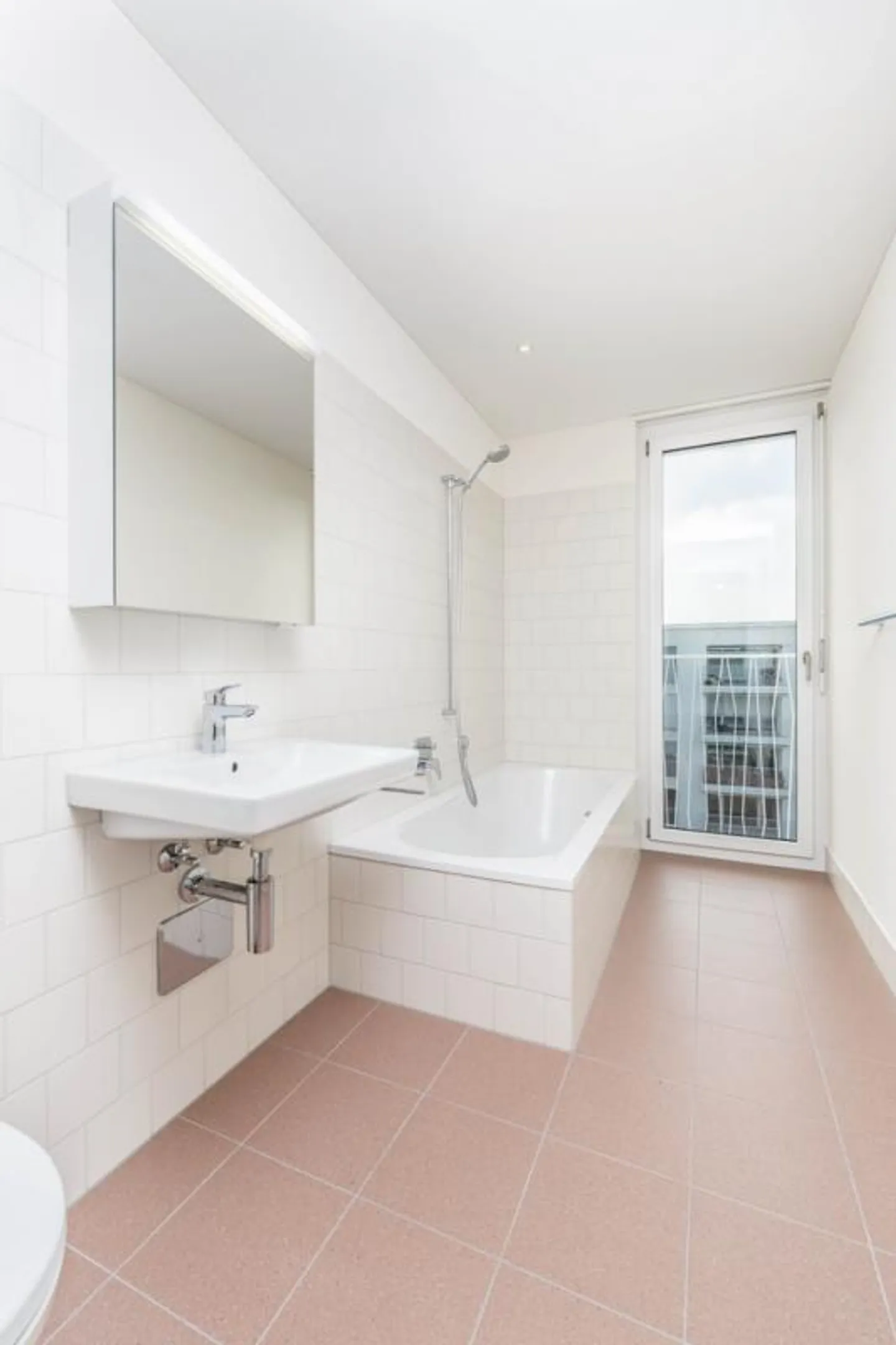 Experience Living Quality - Photo 6 of 9