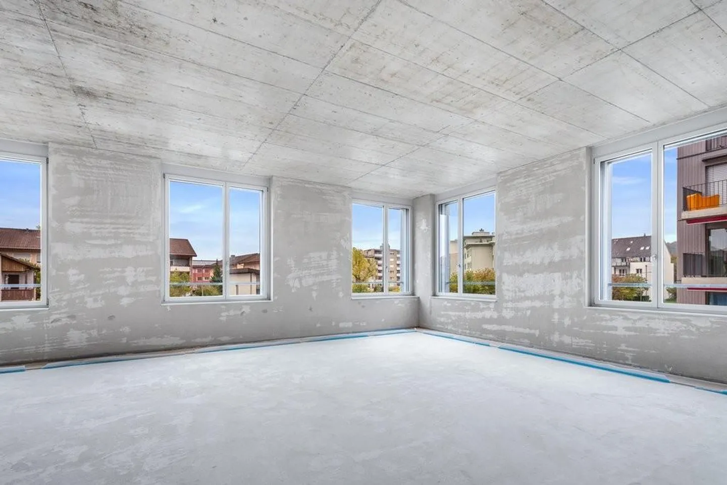 Bureau lumineux et polyvalent de 260 m2 à louer à Winterthur ! - Photo 7 sur 8