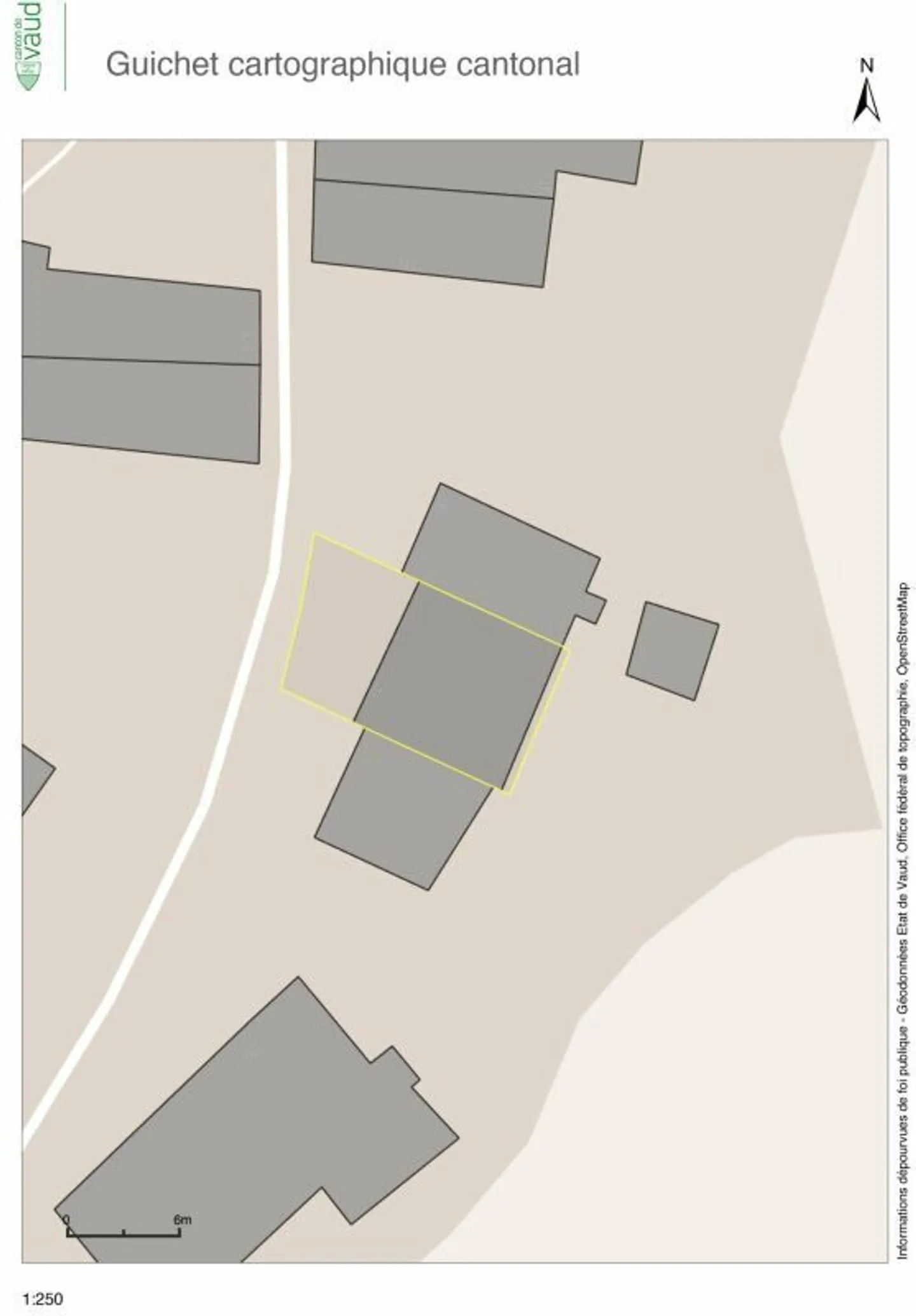 Casa di villaggio di 4,5 stanze, da ristrutturare. - Foto 8 di 18