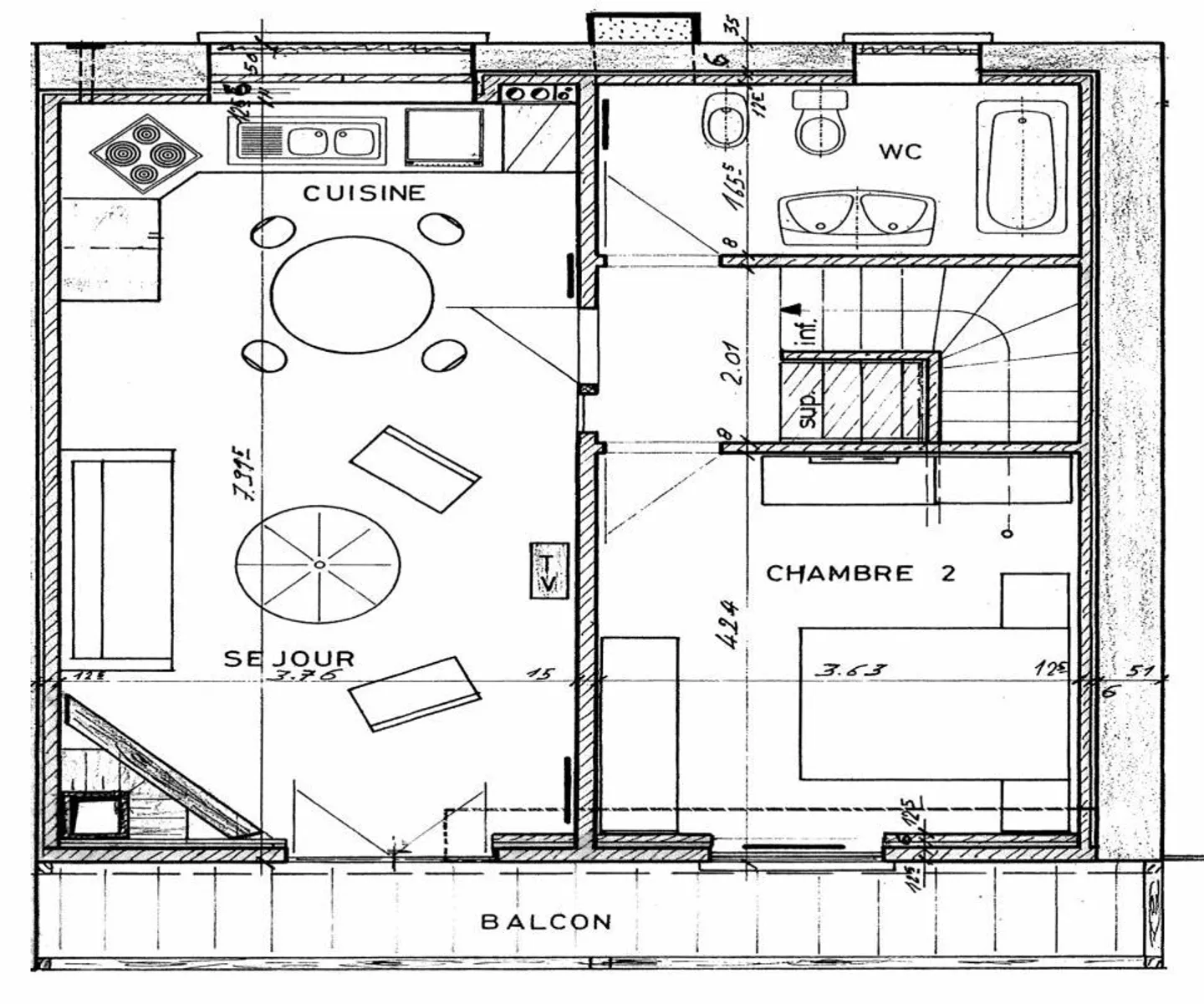 Casa di villaggio di 4,5 stanze, da ristrutturare. - Foto 5 di 18