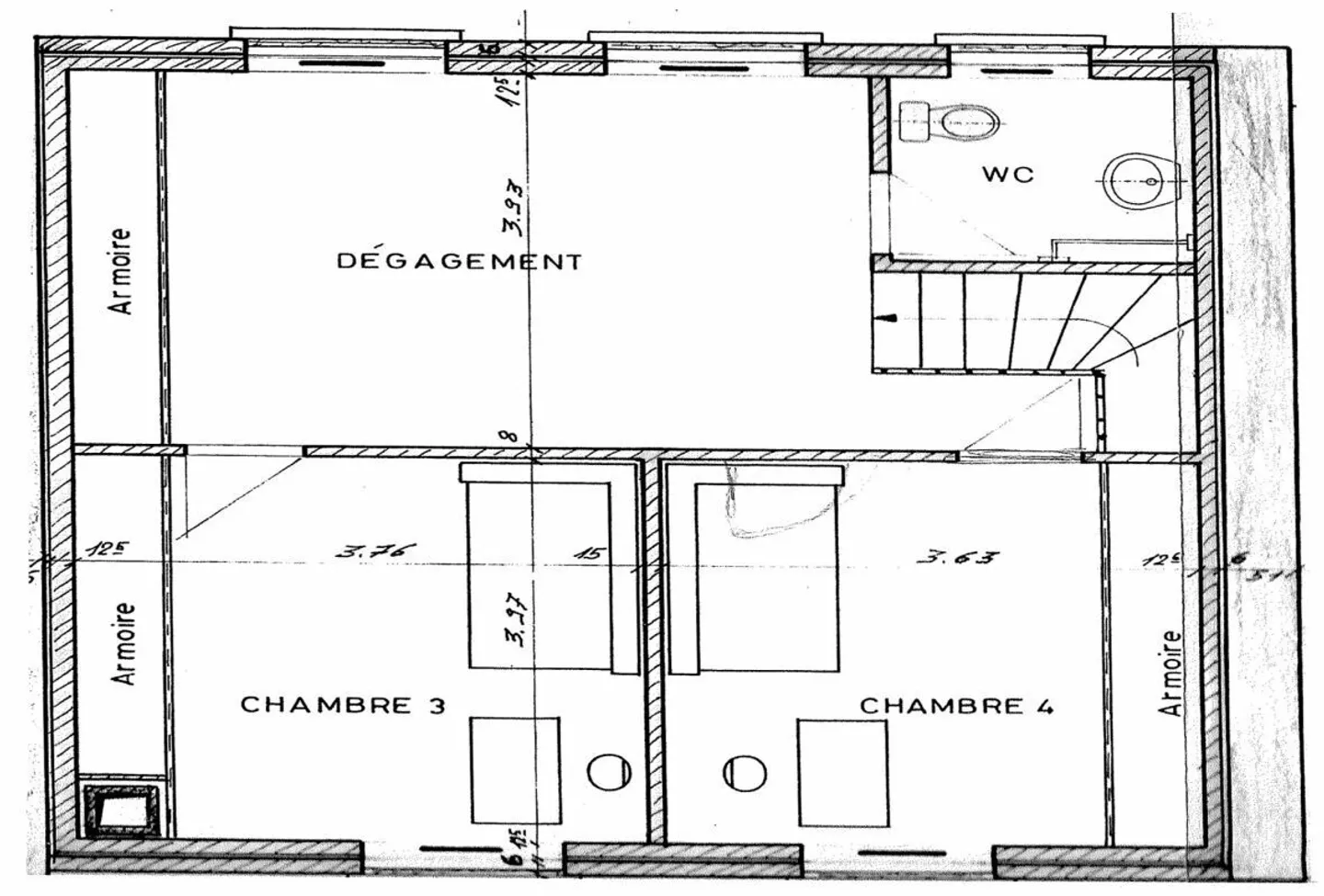 Casa di villaggio di 4,5 stanze, da ristrutturare. - Foto 6 di 18