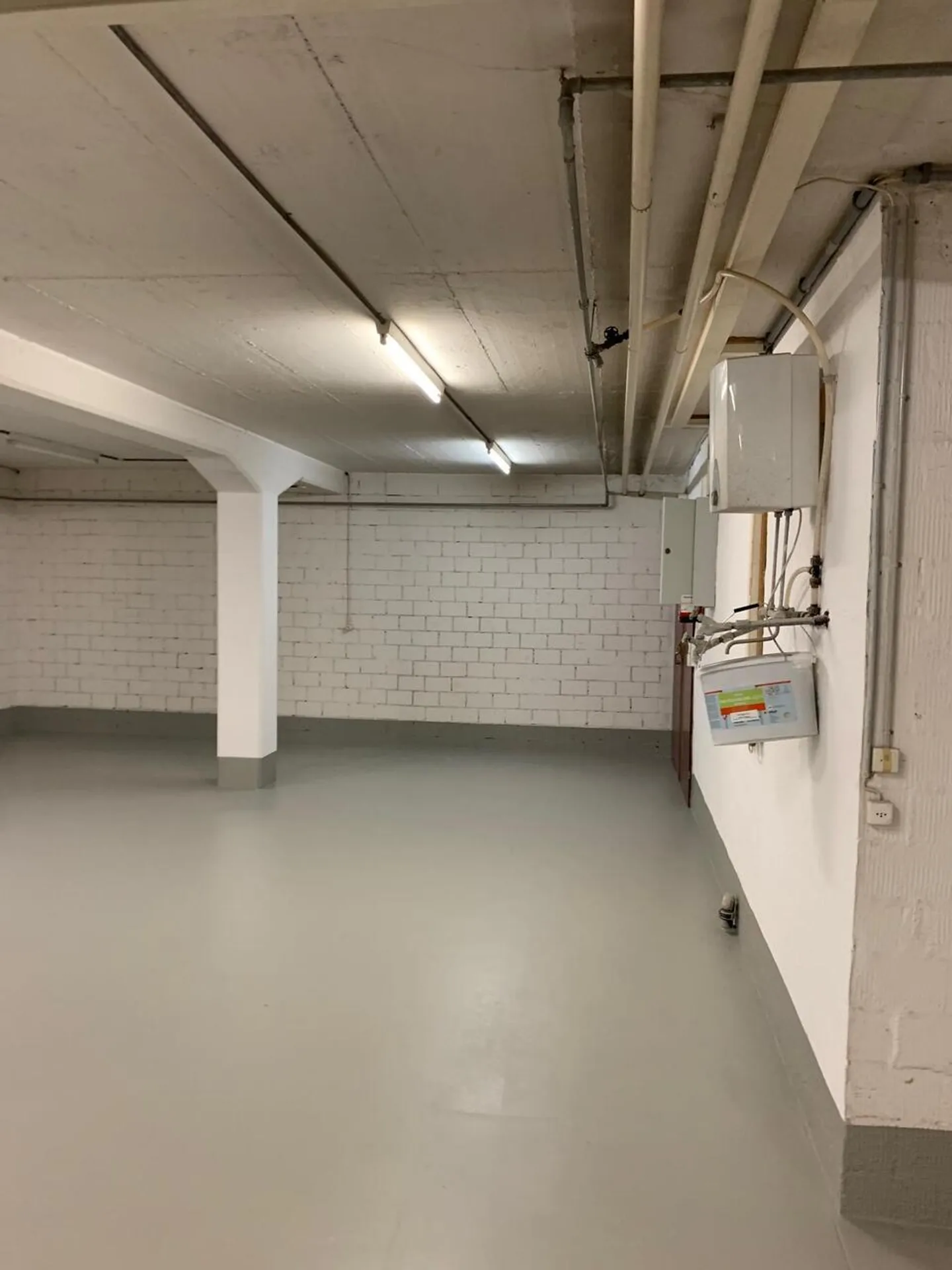 Workshop / Storage Room - Photo 3 of 5