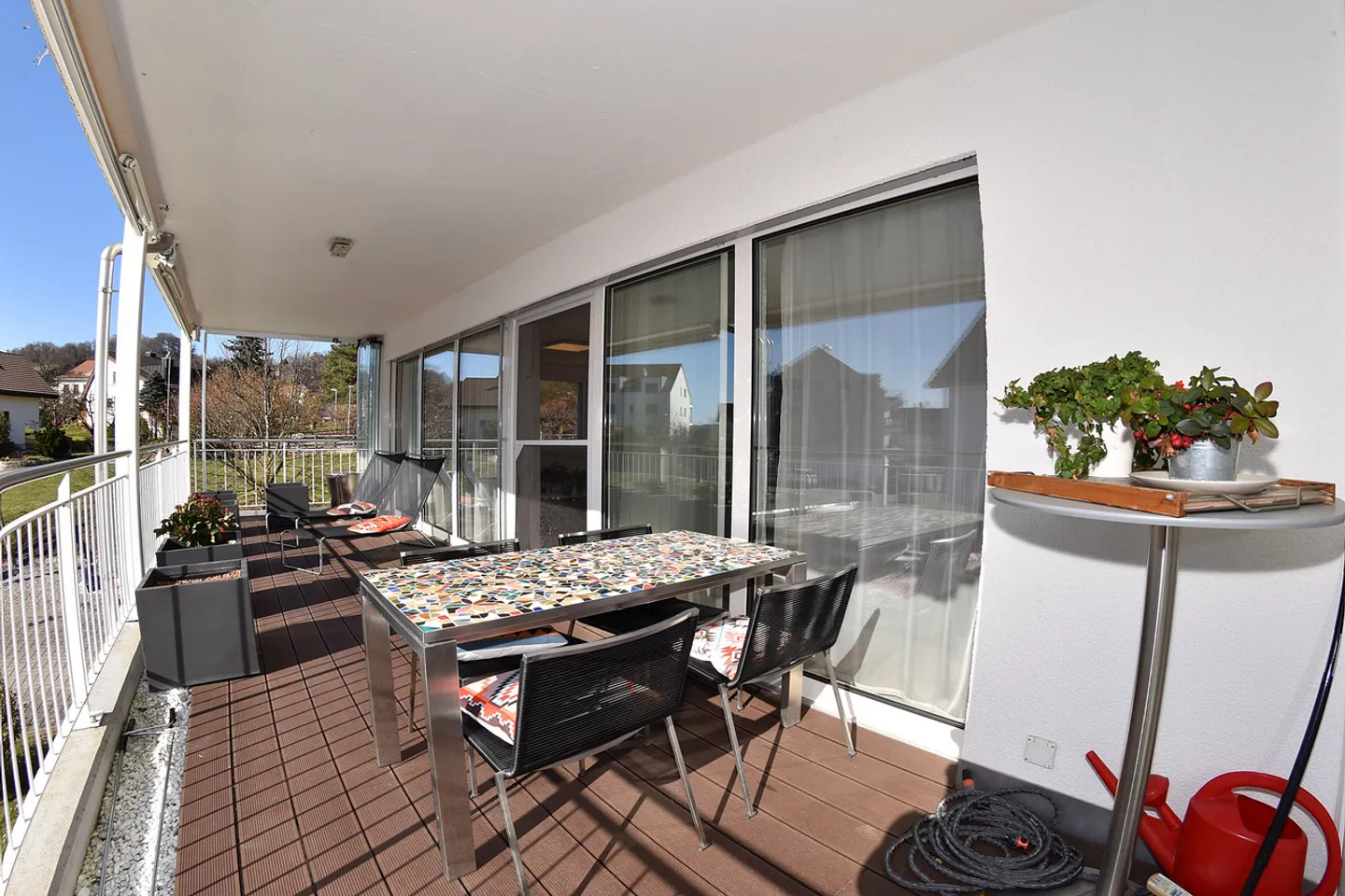 Moderno, spazioso e centrale - Foto 9 di 13