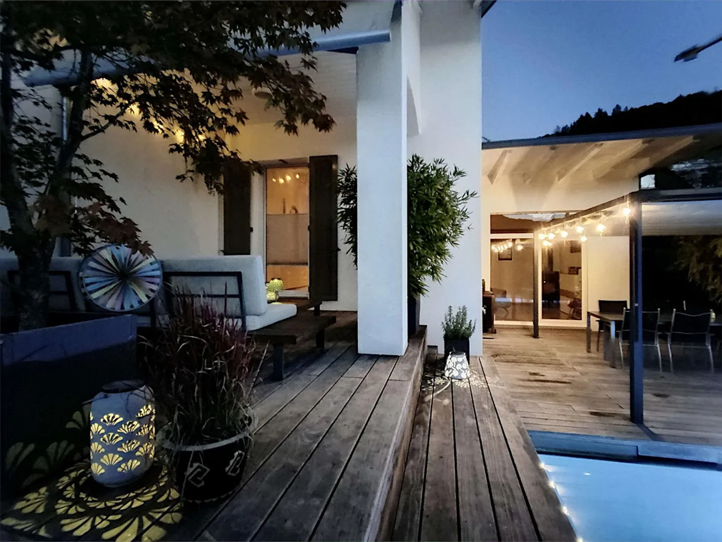 6 Zi-EFH an attraktiver Lage mit Wohlfühlgarten und Bio-Pool - Foto 14 di 15