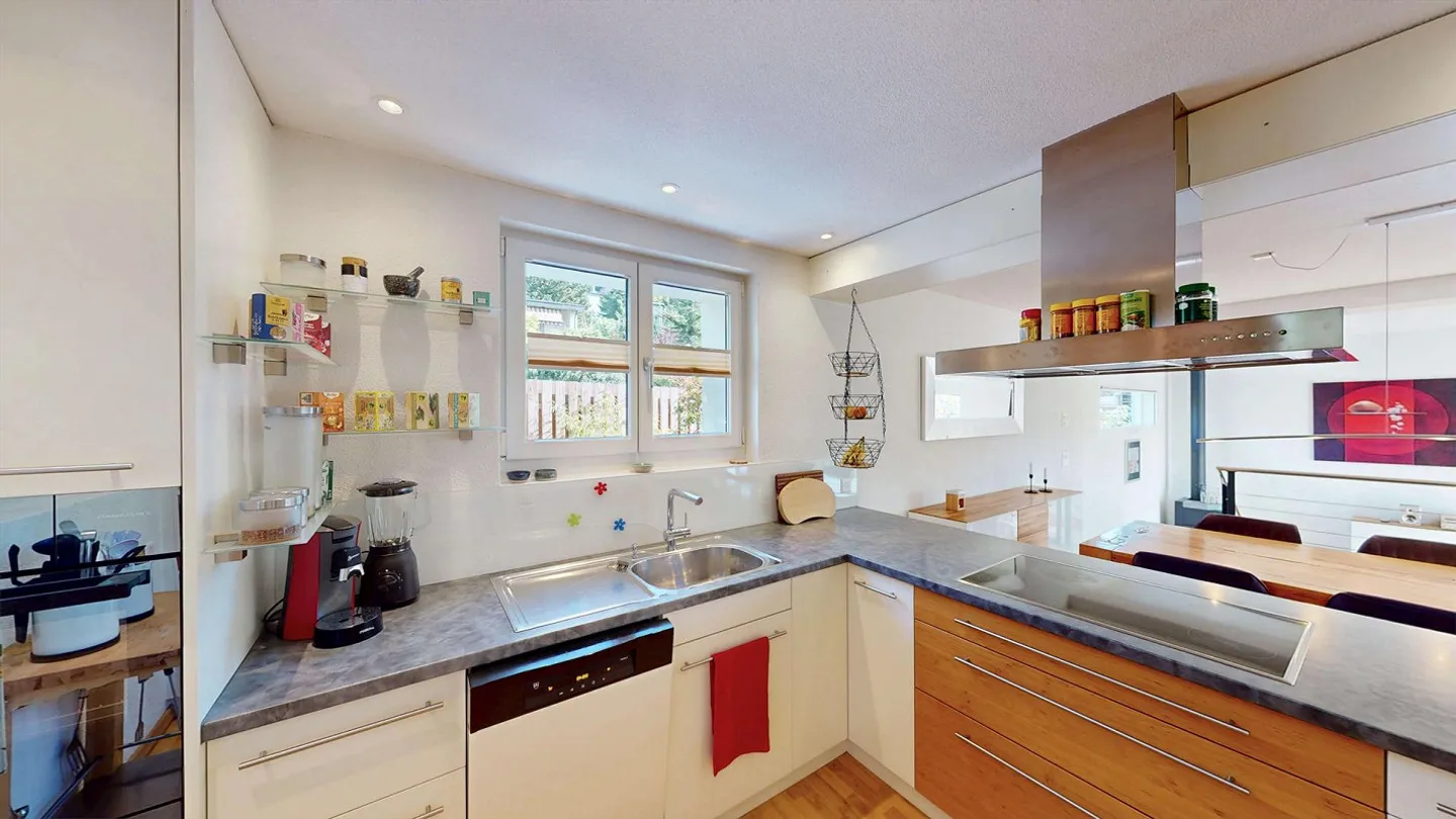 6 Zi-EFH an attraktiver Lage mit Wohlfühlgarten und Bio-Pool - Foto 11 di 15