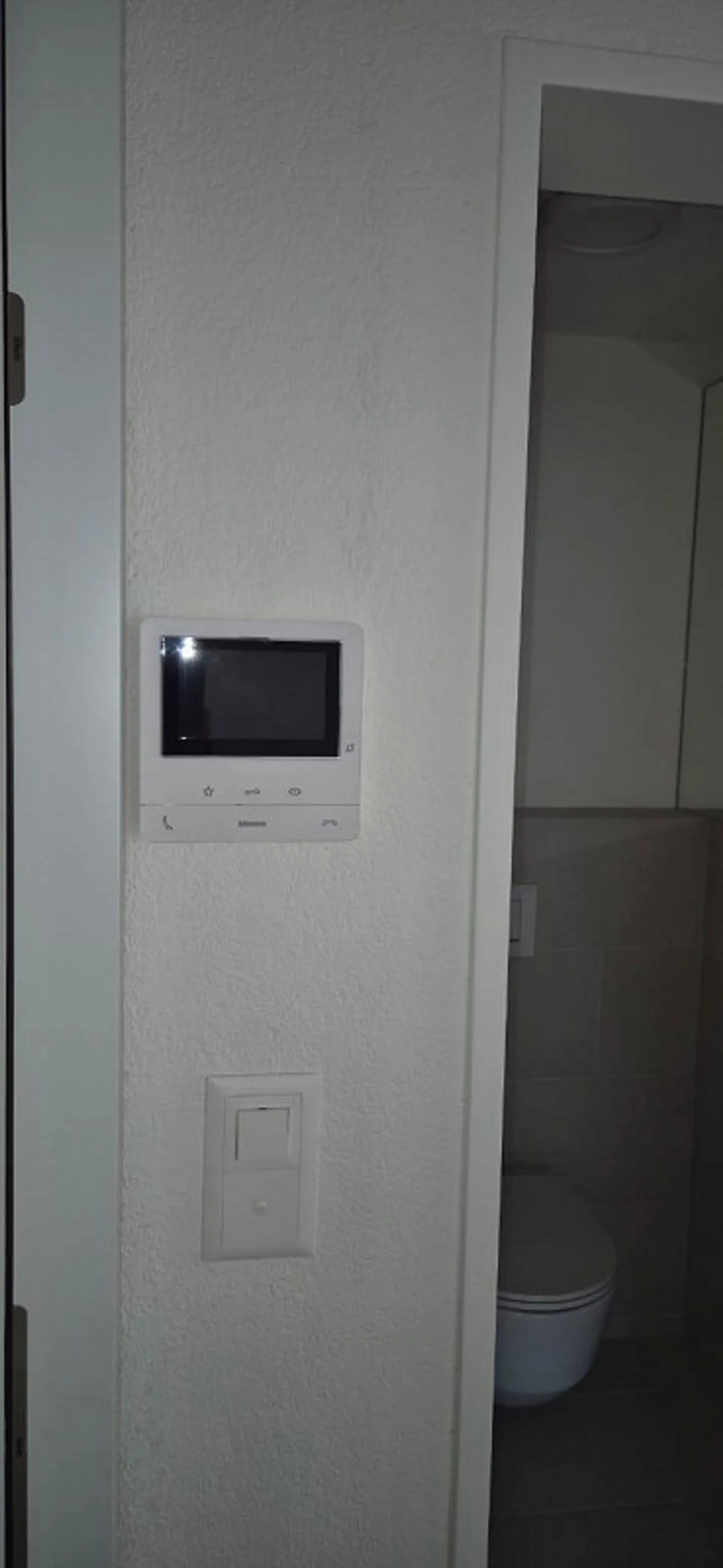 In affitto 3 appartamenti ciascuno 4.5 stanze - Foto 2 di 11