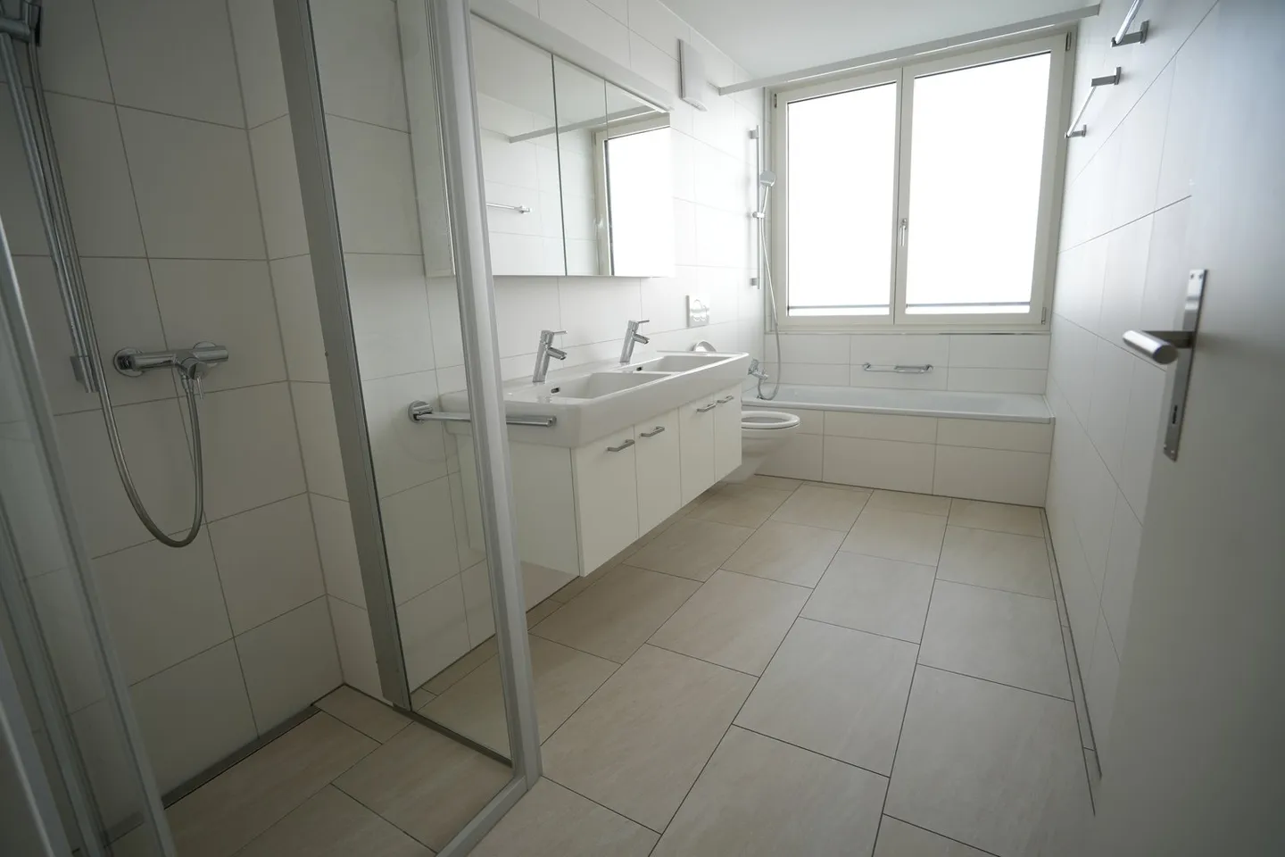 3.5 Zimmer-Garten-Wohnung in ZH Altstetten - Foto 3 von 8