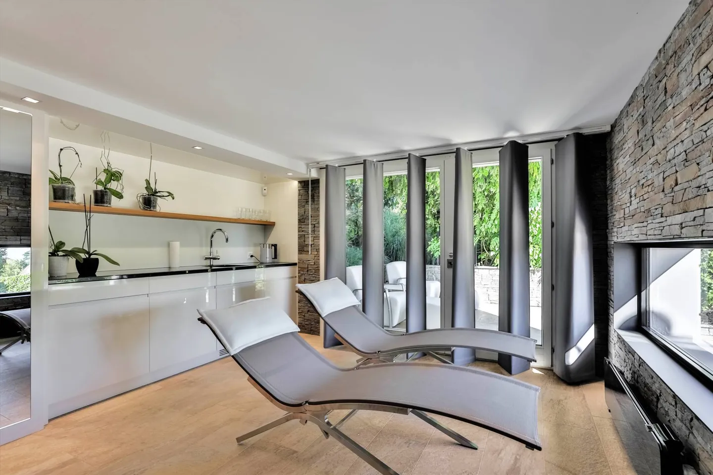 Villa contemporanea con vista lago - Foto 7 di 9