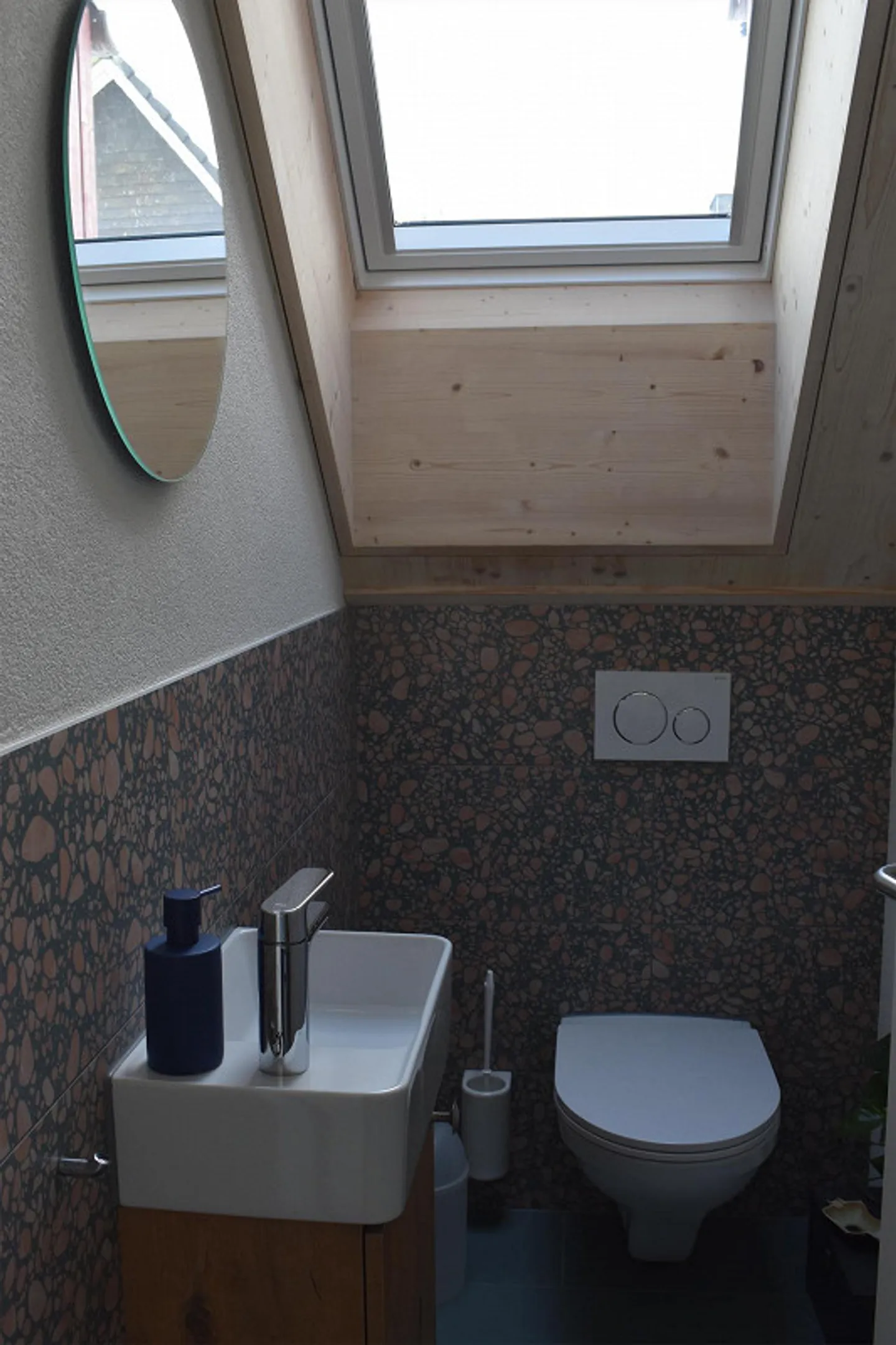 Penthouse dans le Niederteufen fiscalement avantageux - Photo 12 sur 16