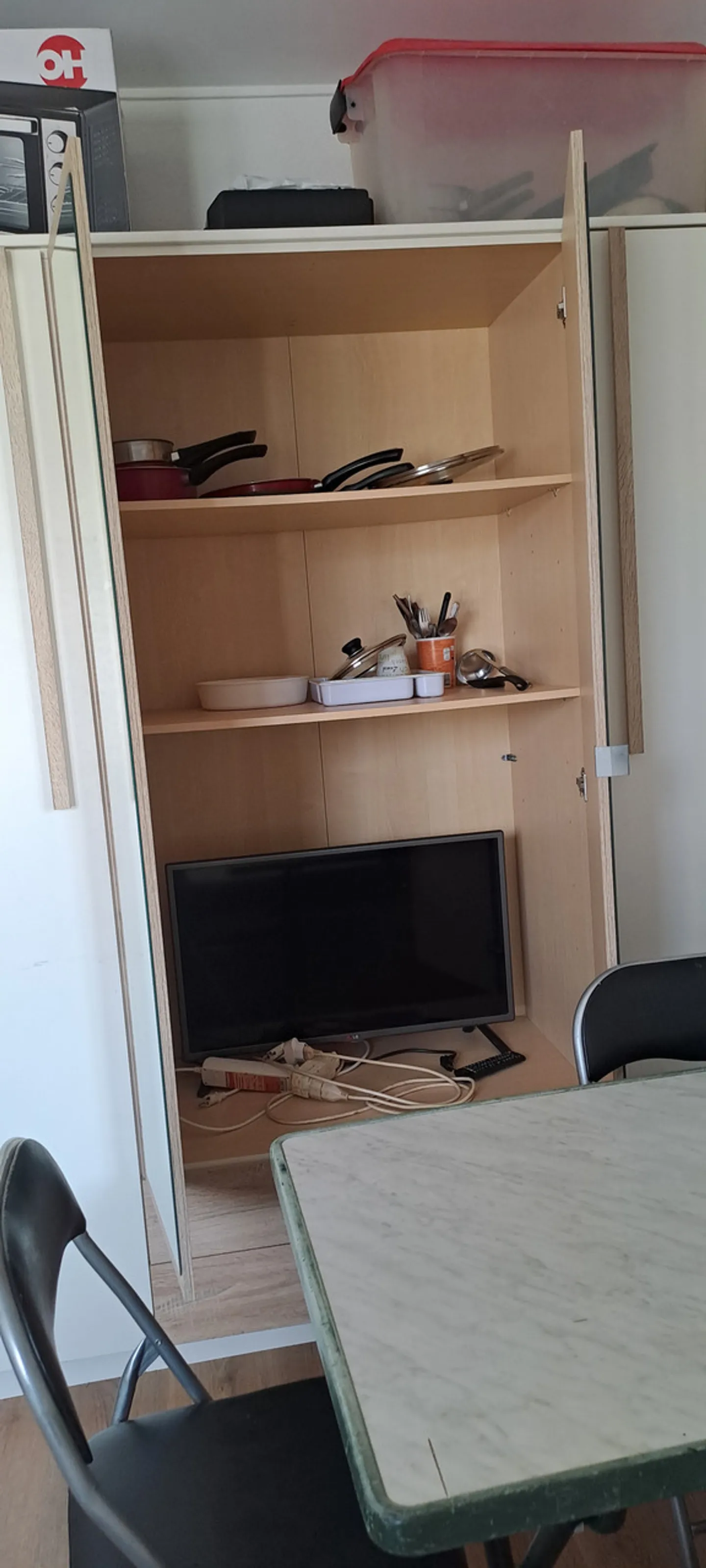 For Rent Furnished Studio - Photo 13 of 23