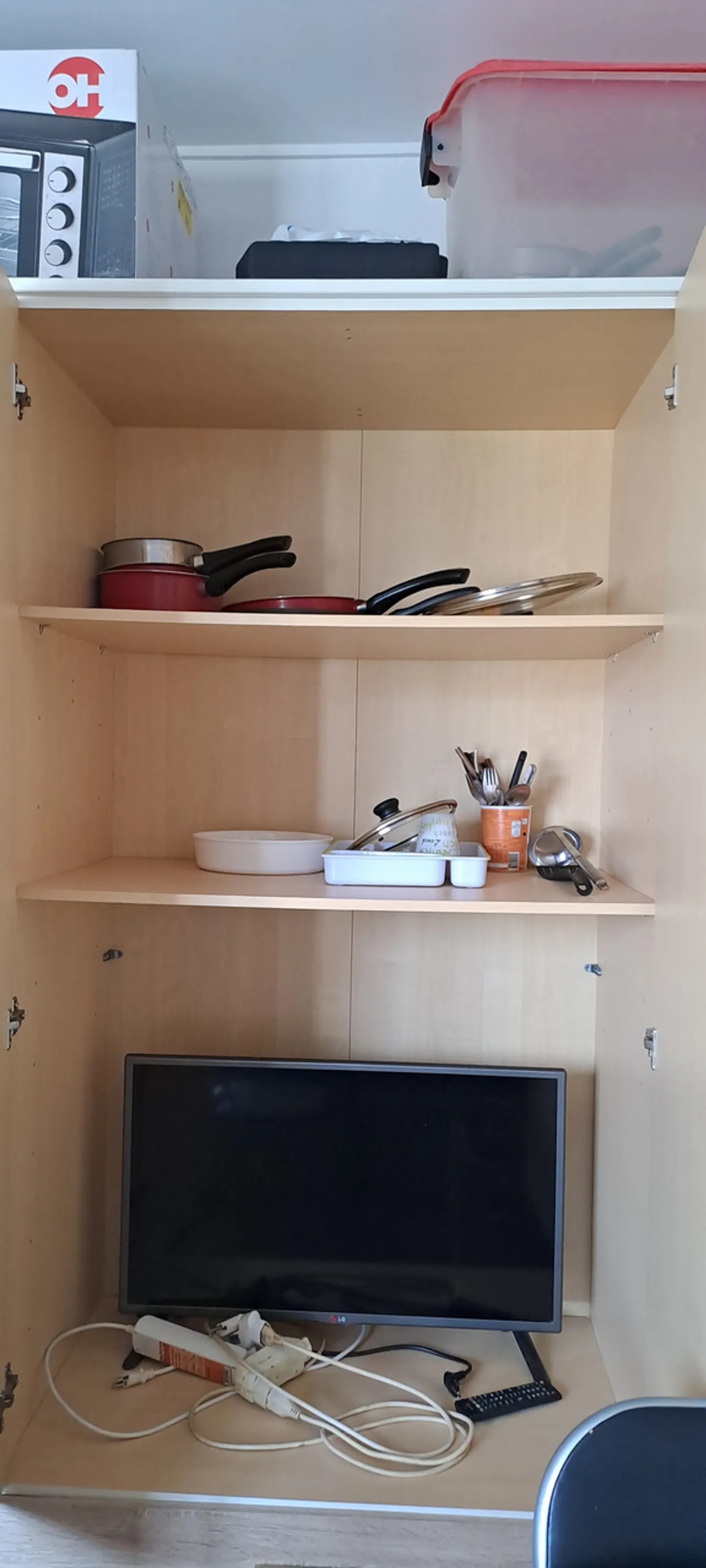 For Rent Furnished Studio - Photo 15 of 23