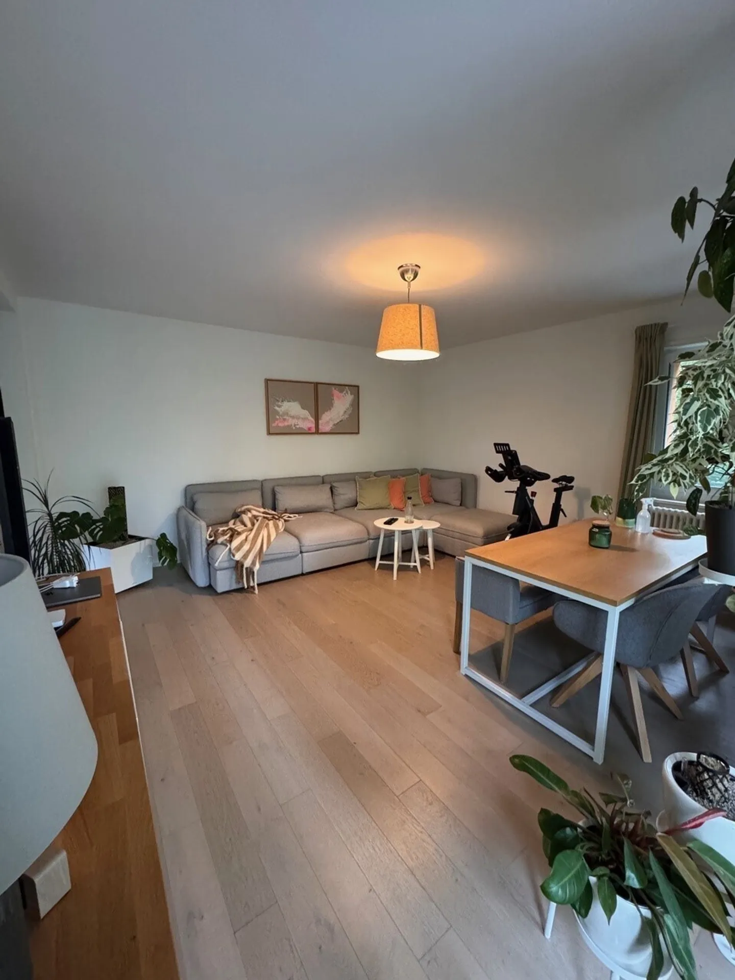 Appartement moderne avec terrasse - Photo 4 sur 10