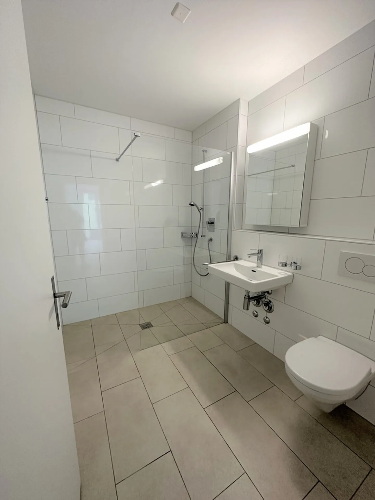 Modernes Apartment in grüner Lage - Foto 3 von 4