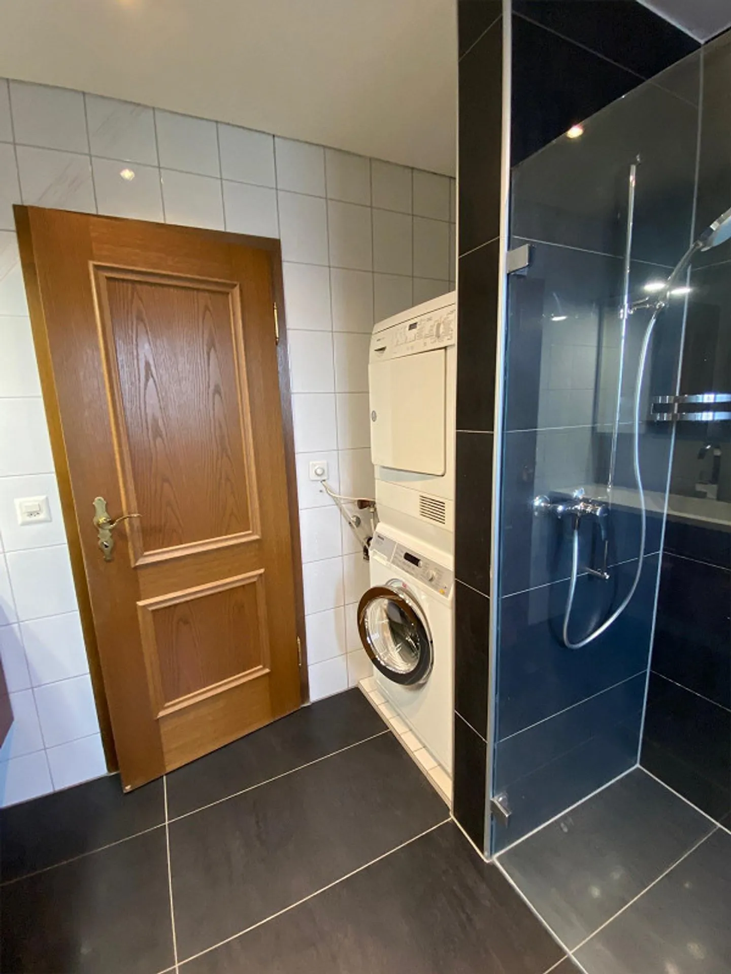 Schöne 5.5-Zimmerwohnung nähe Bahnhof, Einkaufen und Schule - Foto 5 von 10