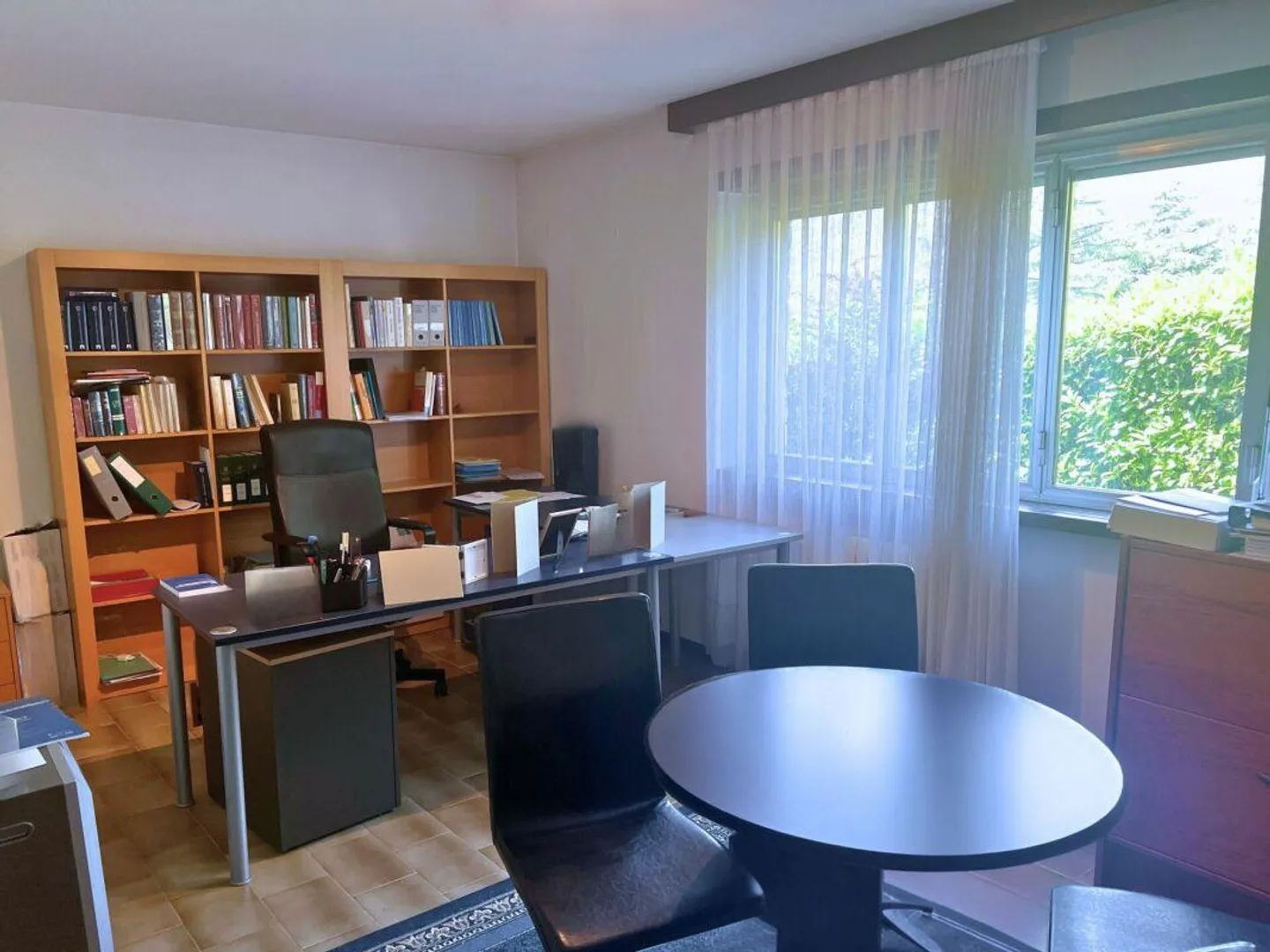 Casa unifamiliare con piscina nel verde - Foto 18 di 22