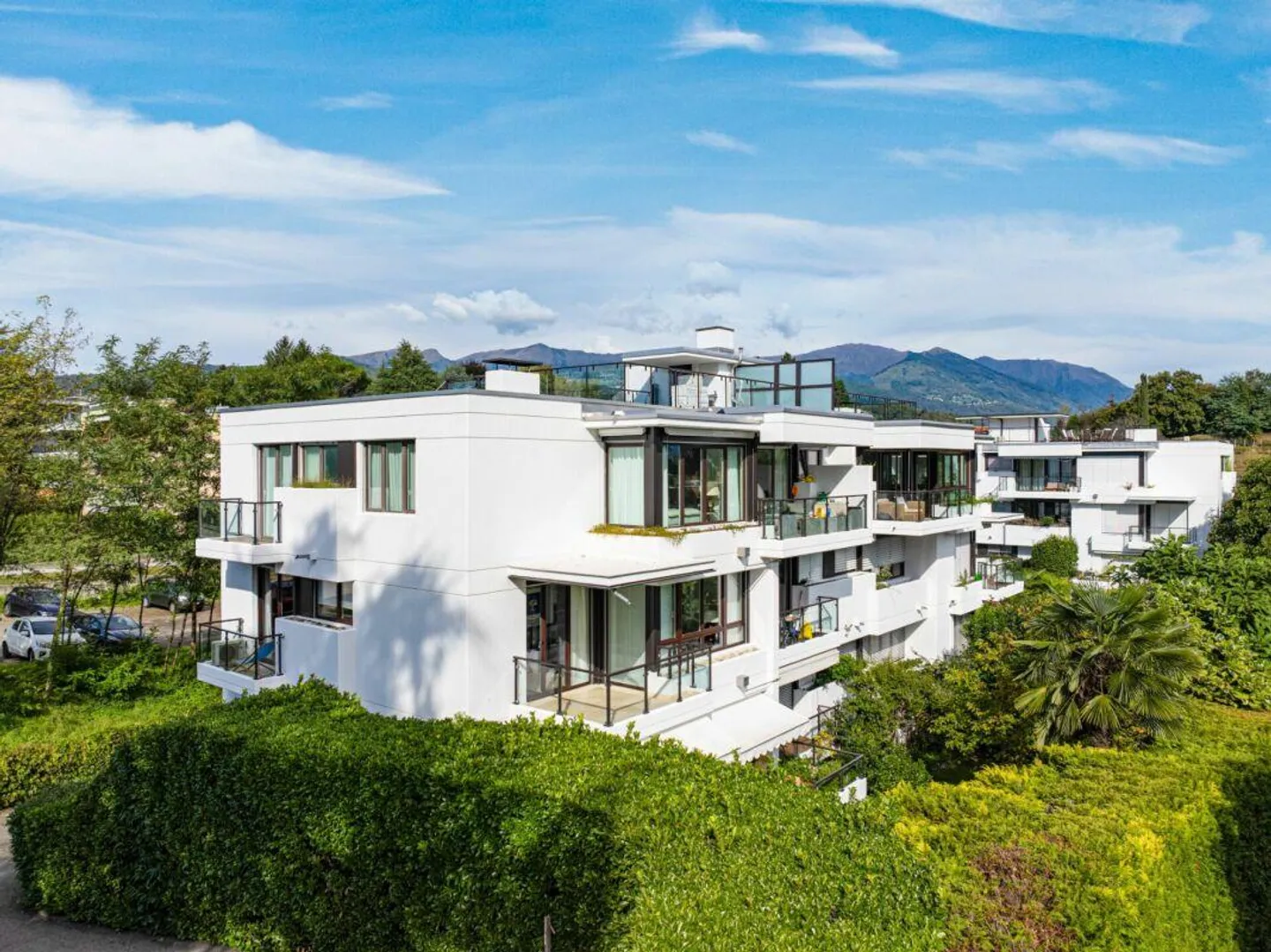 COLLINA D'ORO - Golden Garden Residence - Photo 22 of 25