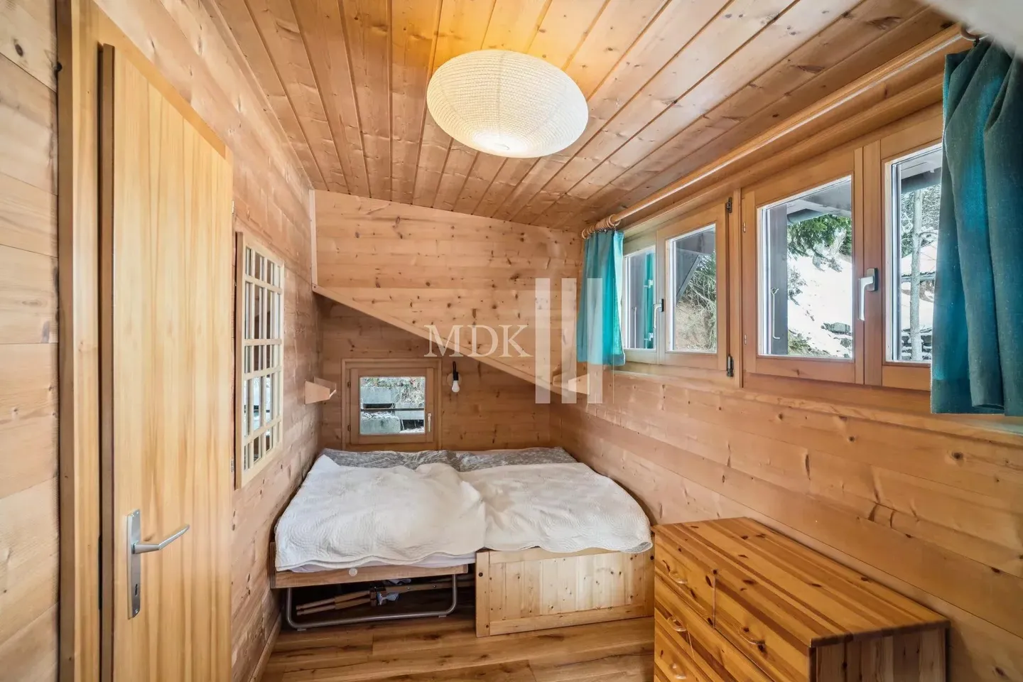 Charming Chalet with Mountain Views - Photo 11 of 15