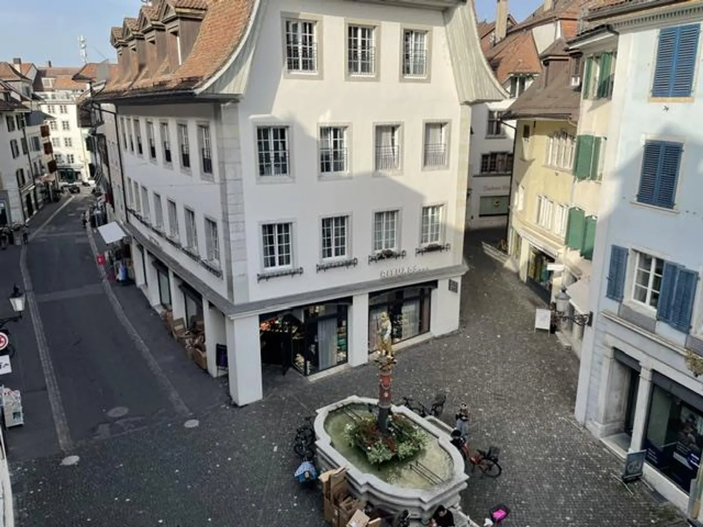 Au cœur de Soleure : Appartement de 3,5 pièces récemment rénové dans la vieille ville - Photo 10 sur 10