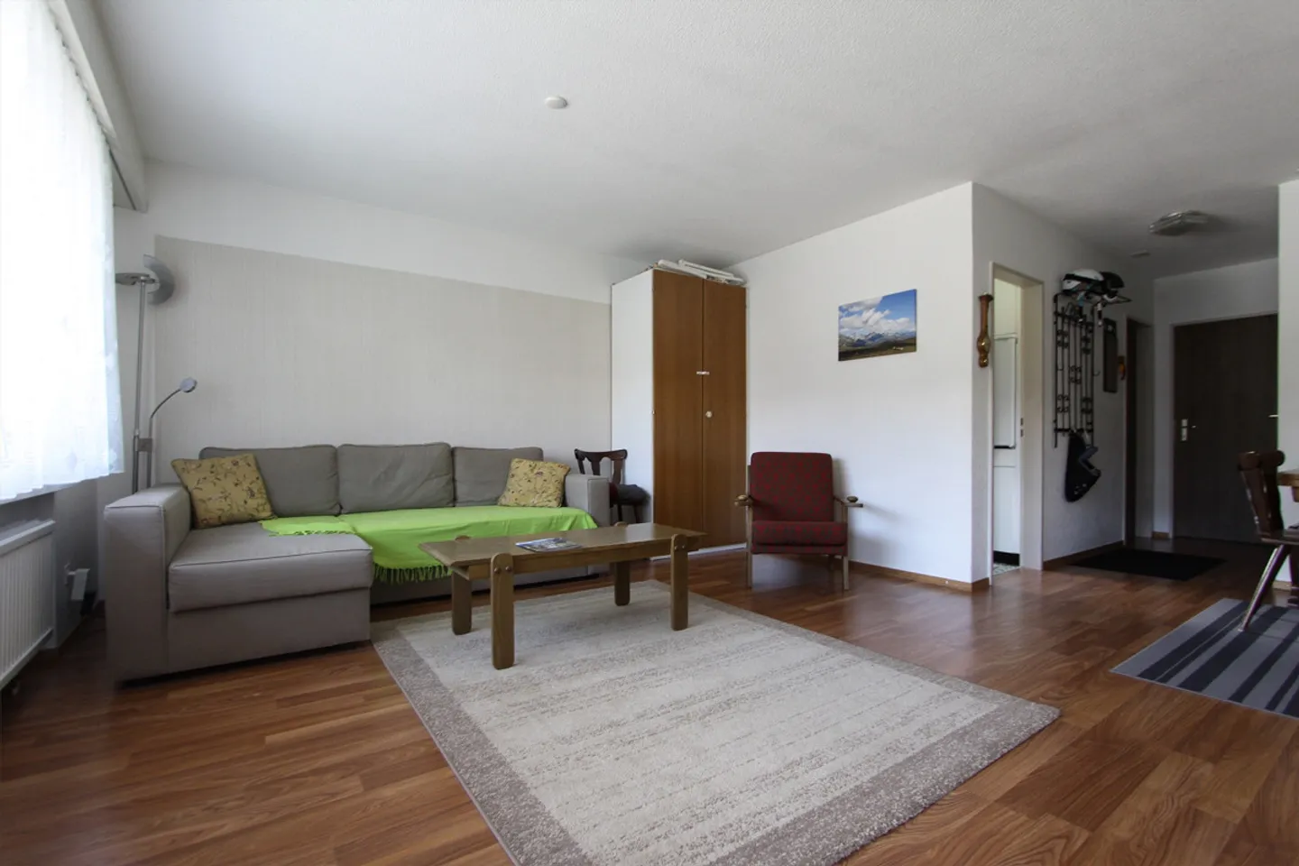 Zur Vermietung: 2.5 Zimmerwohnung in der nähe der Bergbahnen - Foto 1 von 7