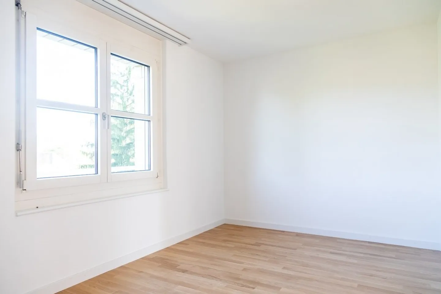 Modern 4.5-Room Apartment in Buchs - Photo 5 of 11