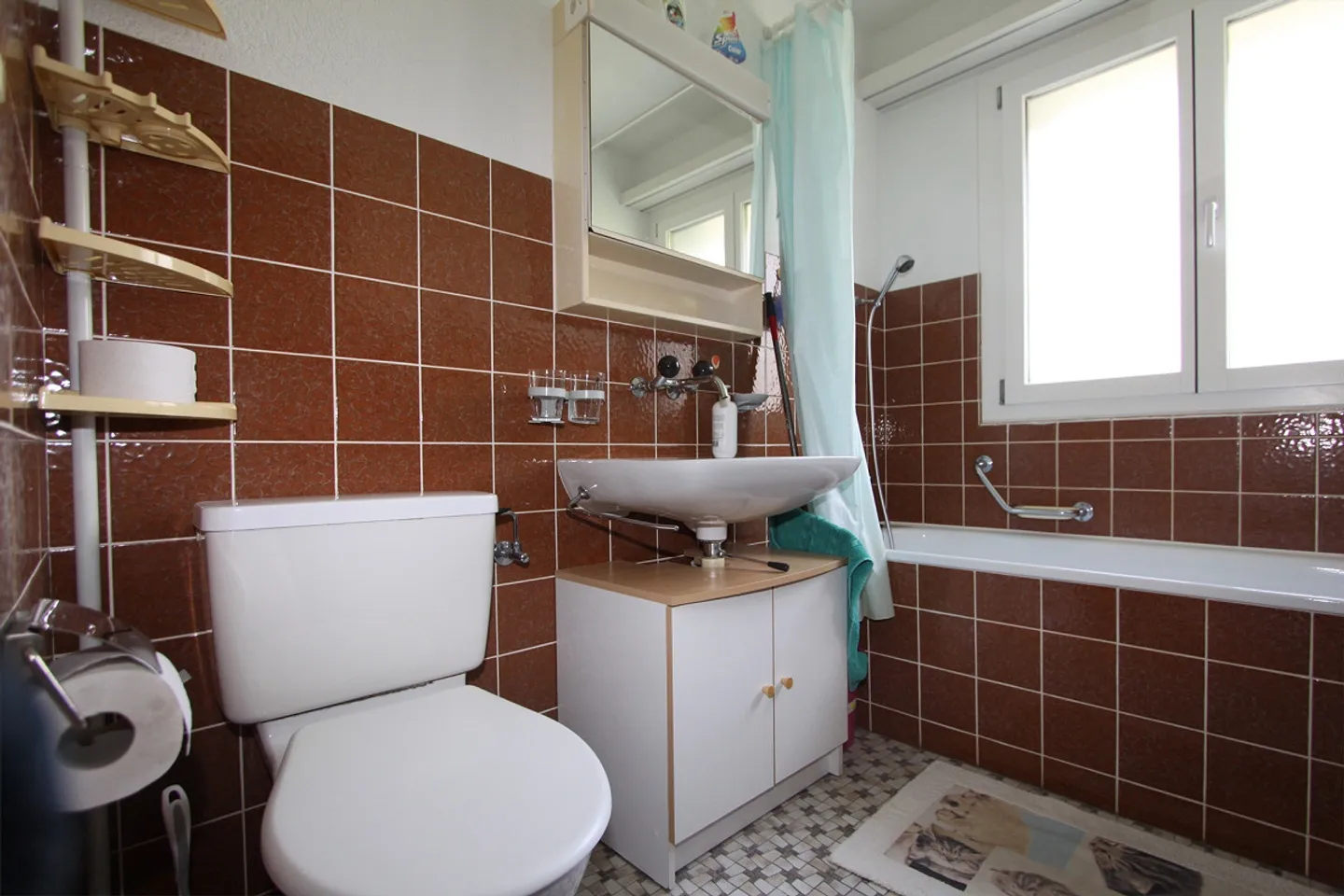 Zur Vermietung: 2.5 Zimmerwohnung in der nähe der Bergbahnen - Foto 4 von 7