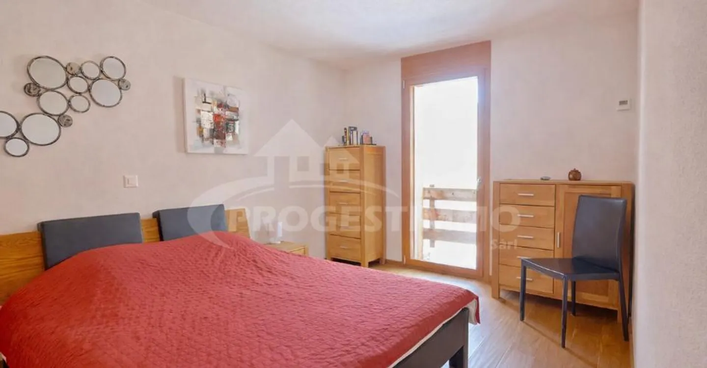 VOLL MÖBLIERT MIT SORGFÄLTIGEM DESIGN - Foto 7 von 13