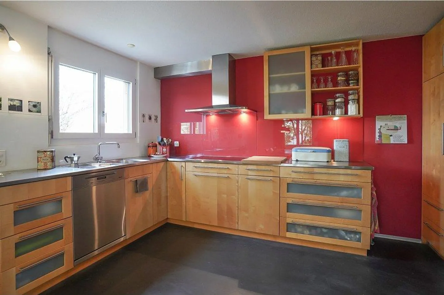 Elegante casa unifamiliare in un ambiente verde - Foto 8 di 13