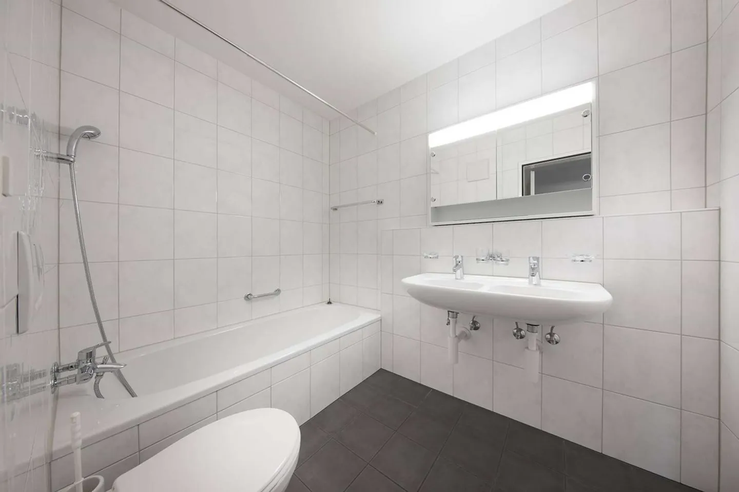 Superbe appartement au rez-de-chaussée avec coin salon confortable - Photo 7 sur 9