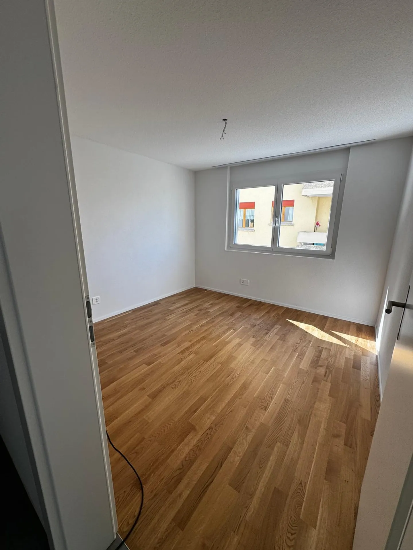 NEW 3.5 ROOM APARTMENT ON THE 3RD FLOOR - Photo 3 of 11